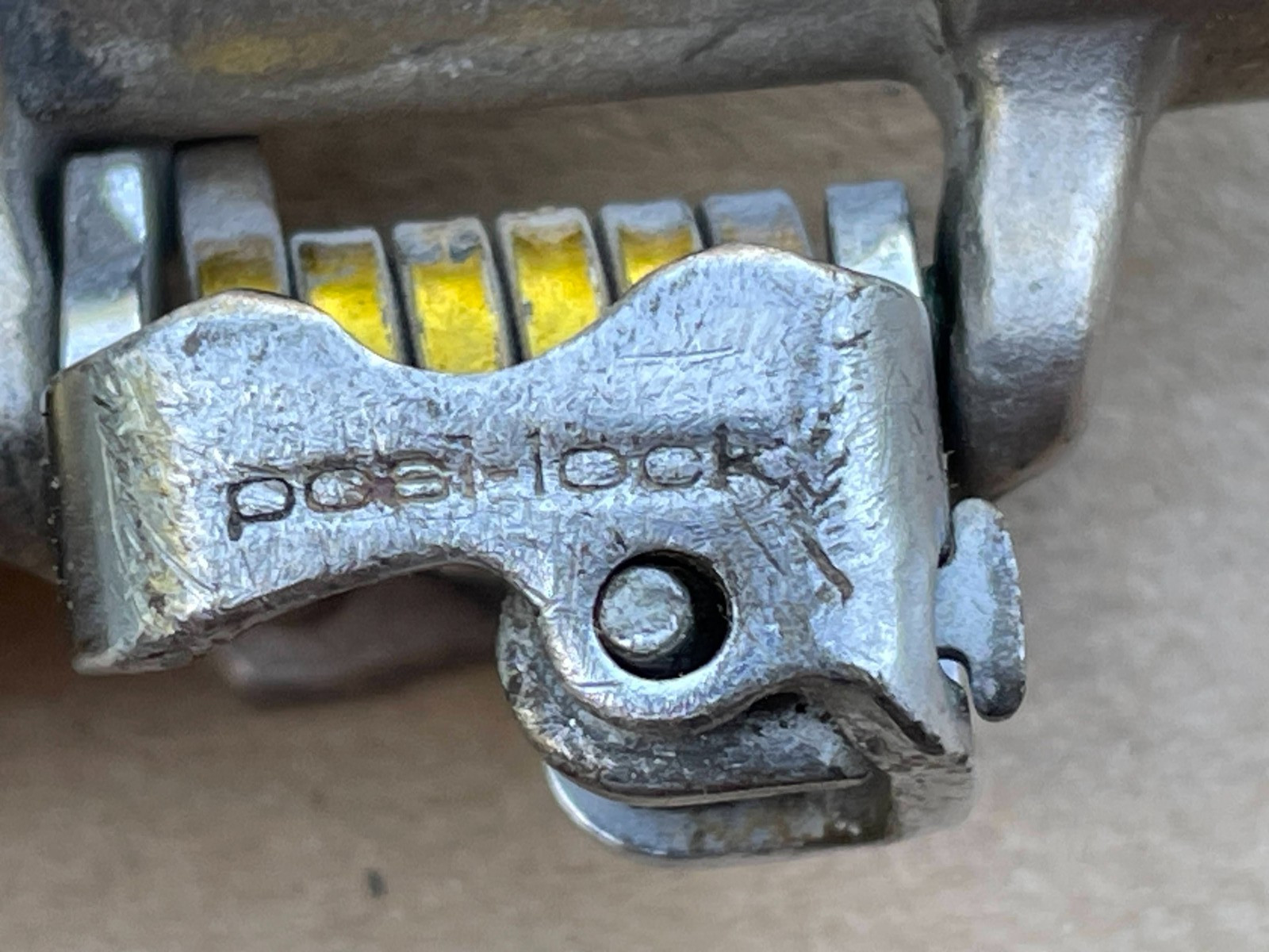 Xpedo “posi-lock” clipless pedals Silver/Gold