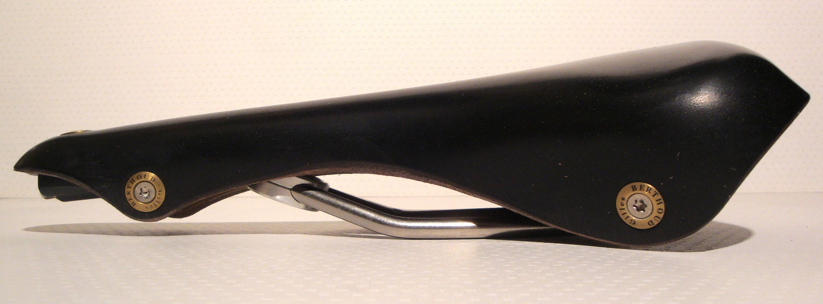 NEW GILLES BERTHOUD SADDLE SEAT SOULOR BLACK MADE IN FRANCE IDEALE BROOKS