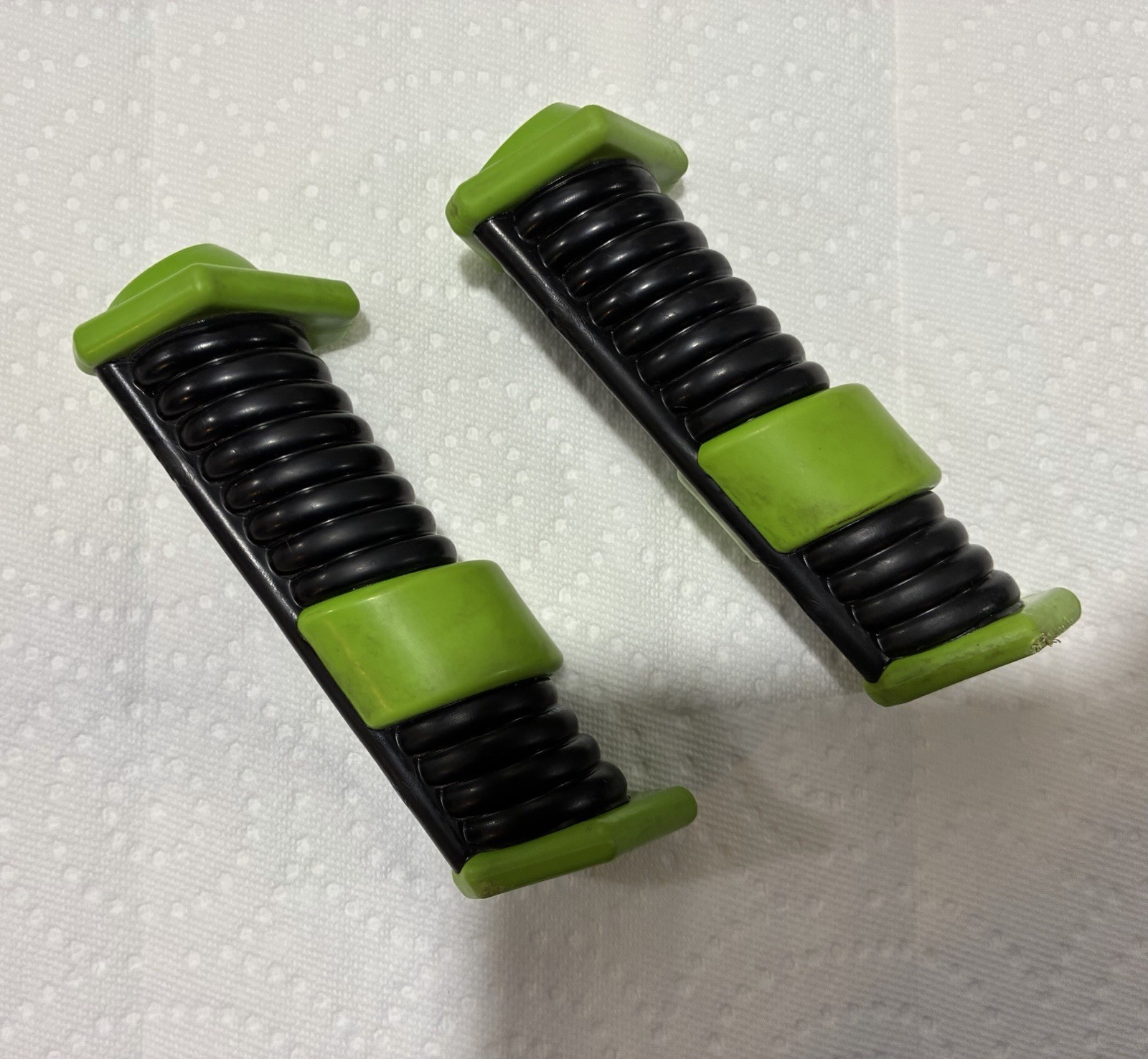OEM Huffy Green Machine Replacement Handlebar Grips Black Green Pair