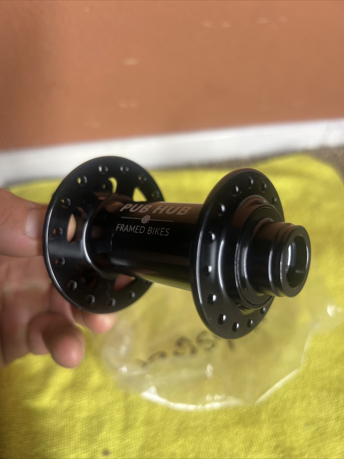 Framed Pub Hub 32h 110mm x 15mm Front Hub Black Wheel Hub Fat Bike Component