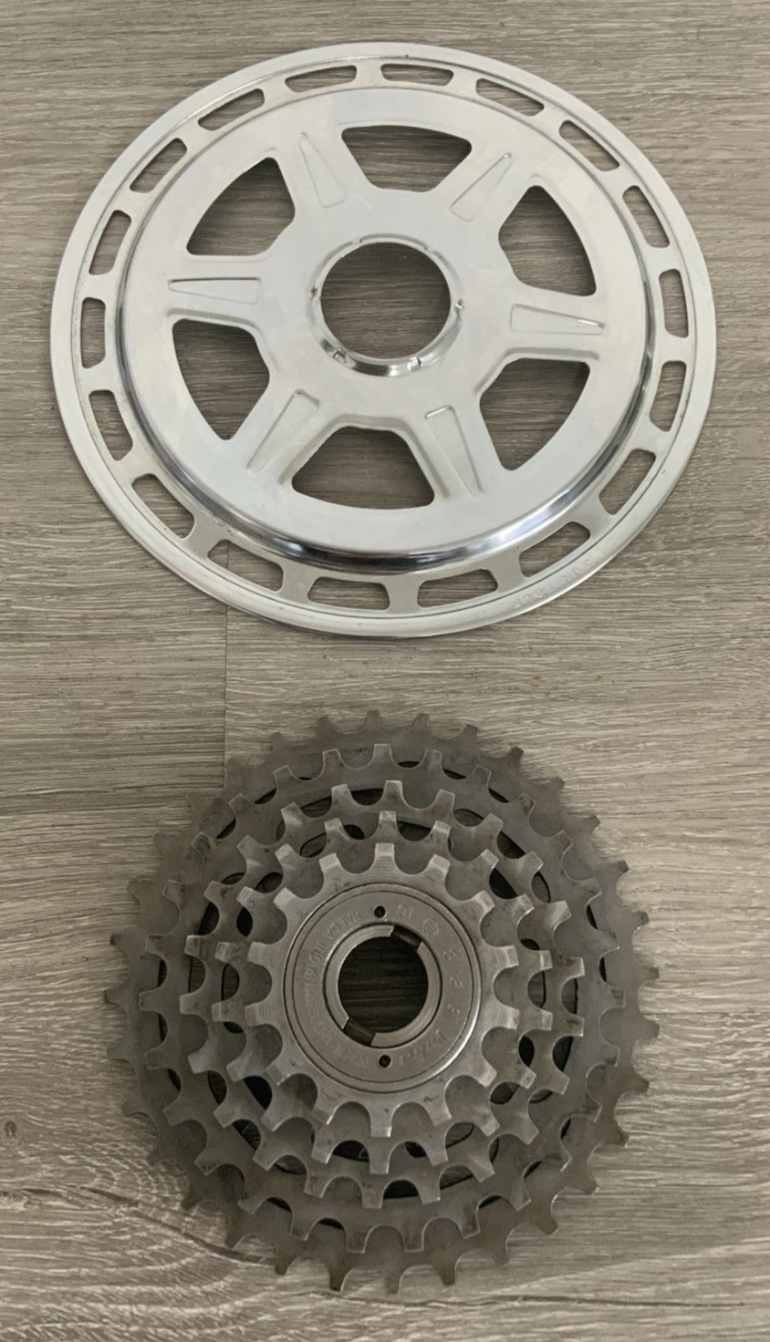 SUNTOUR PERFECT FREEWHEEL 5 SPEED 14-32 TOOTH BSA THREADING CHAIN GUARD