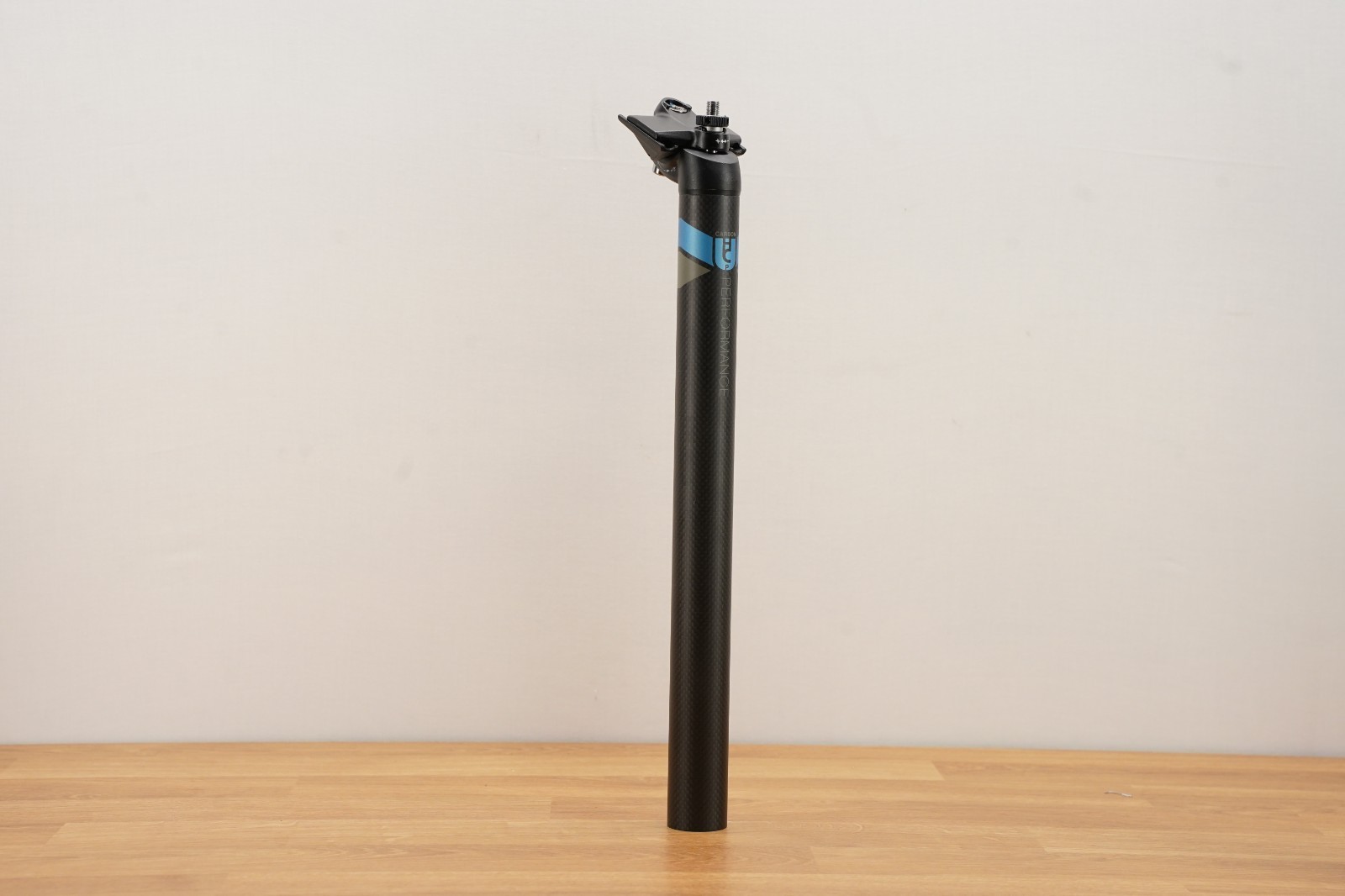Felt MTB Carbon Seatpost – 30.9x350mm – NEW OEM