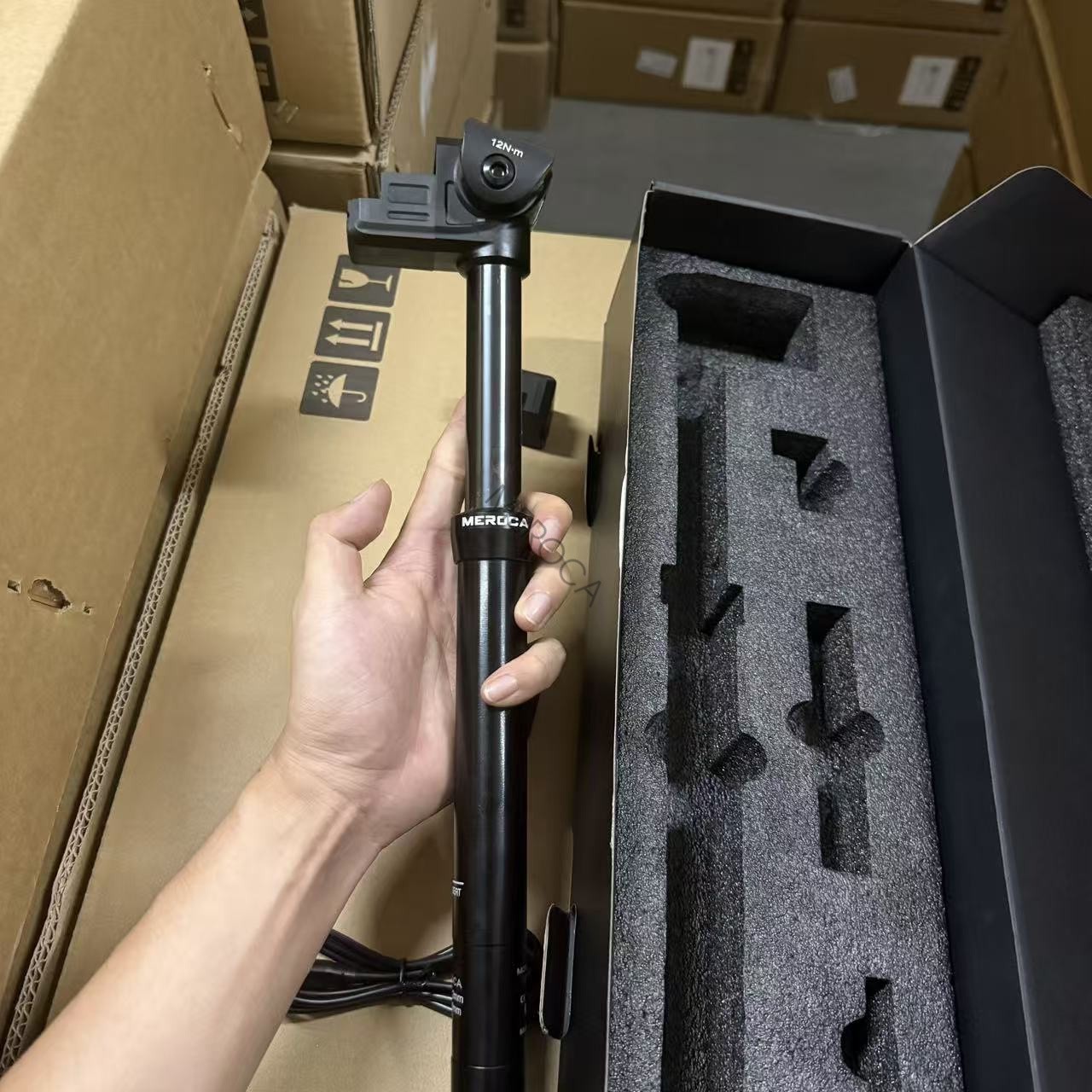 MEROCA Wireless Electronic Dropper Seatpost Bluetooth Seat Post 100/125/150mm