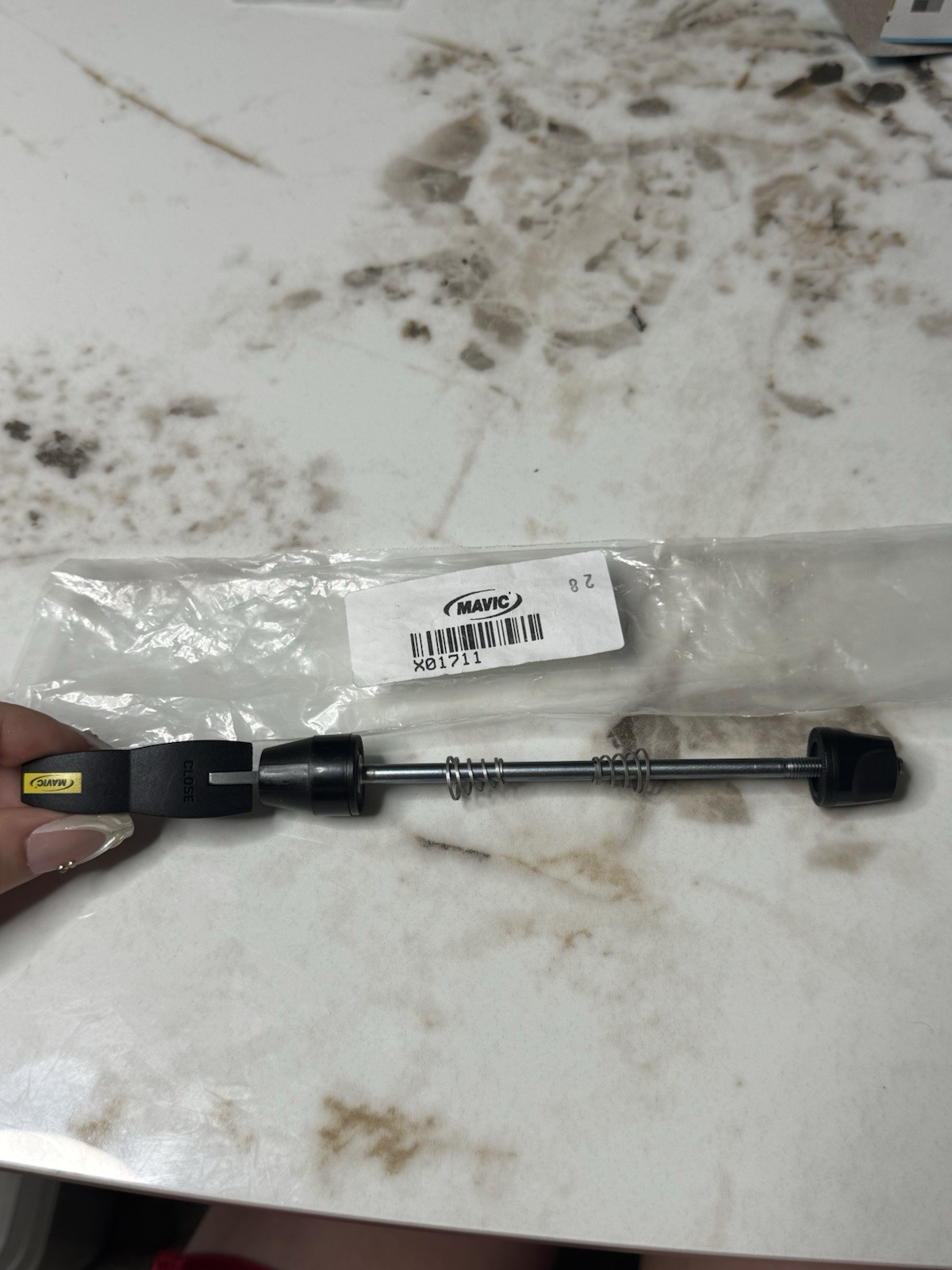 Mavic X01711 Rear Quick Release Skewer 135mm Black/Silver Metal 5mm