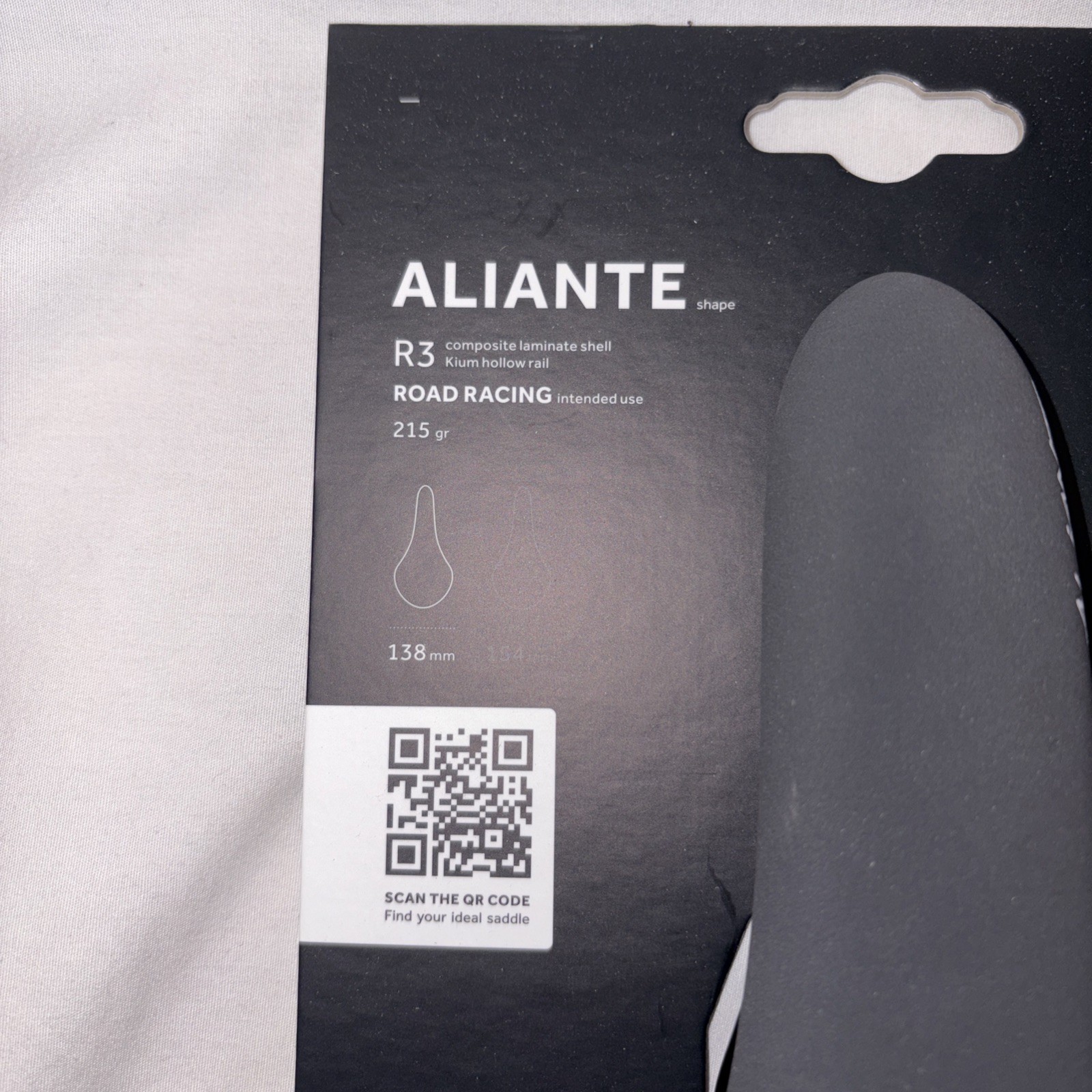 fi”zi:k Aliante R3 Racing 138mm Saddle Black