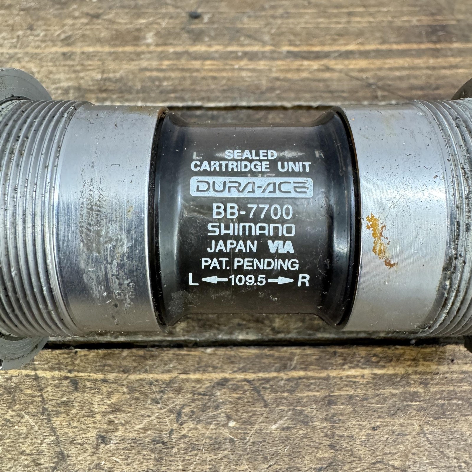 Vintage Shimano Dura-Ace BB-7700 Bottom Bracket 109.5mm Octalink V1 Japan Race