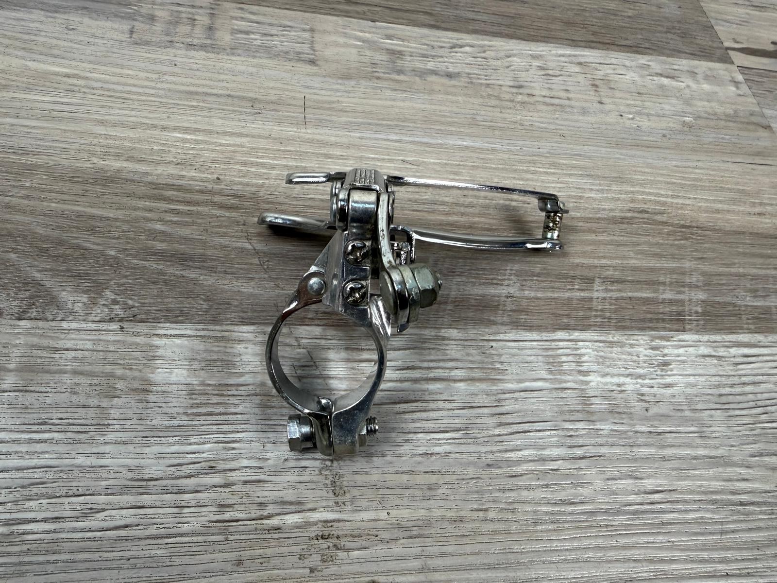 Vintage Shimano FD-Z202 Front Derailleur 28.6 mm Clamp Bottom Pull A2