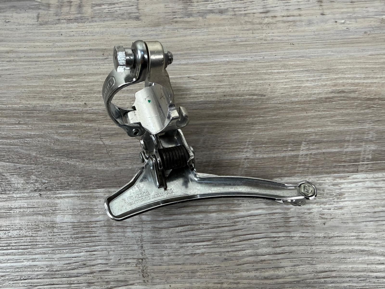 Vintage Shimano FD-Z202 Front Derailleur 28.6 mm Clamp Bottom Pull A2