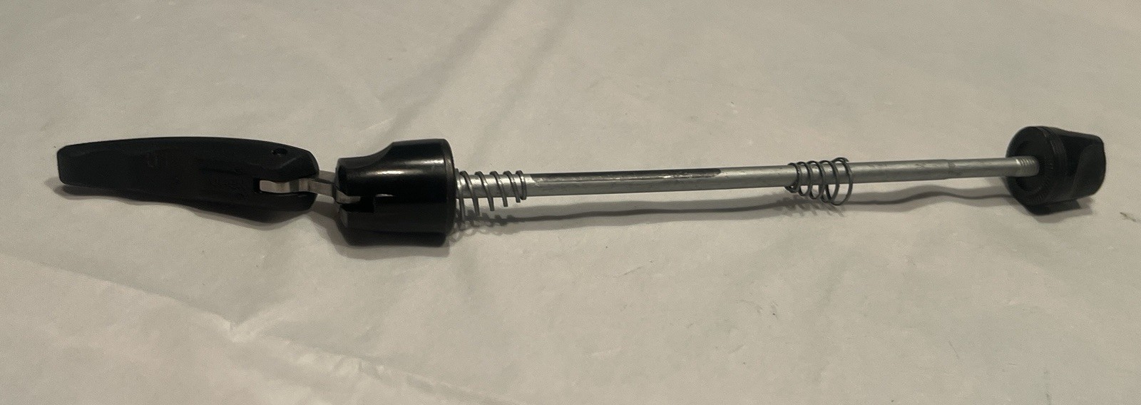 Mavic Road Bike Rear Skewer 130mm Black