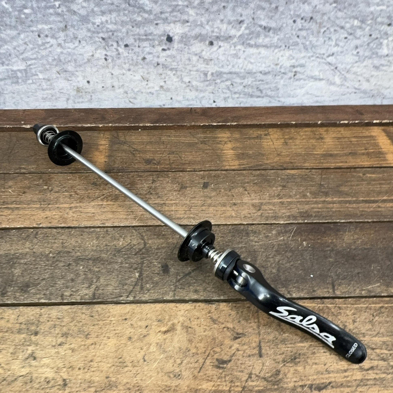 Salsa Rear Wheel Quick Release Skewer 180 Stainless Black Axle 75g