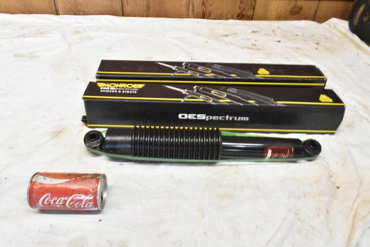 Pair of Monroe OESpectrum Reflex shocks & struts 911506 Brand new in box