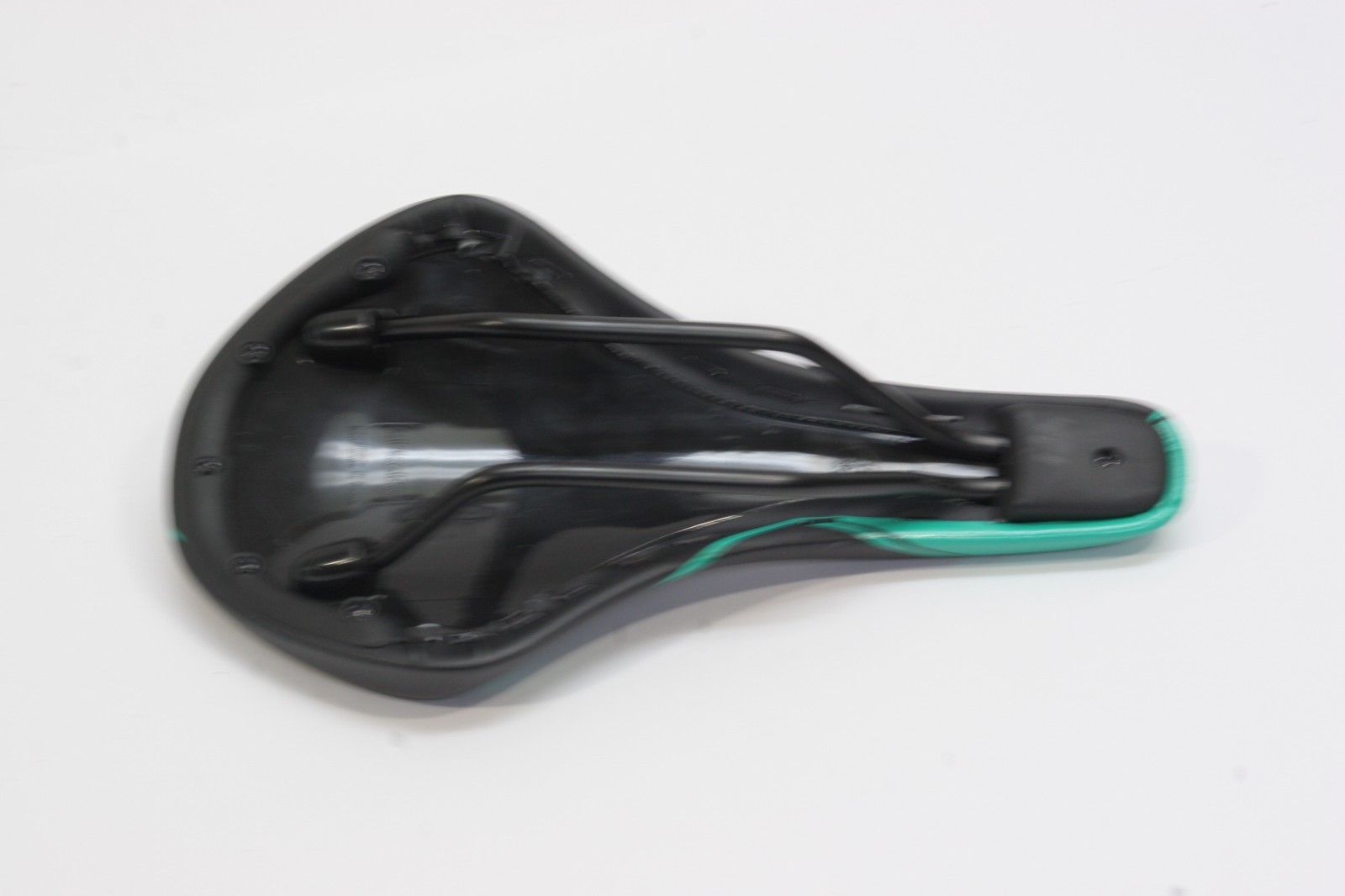 Selle Royal/Fuji Bicycle Seat Black & Green 270 X 140mm F20