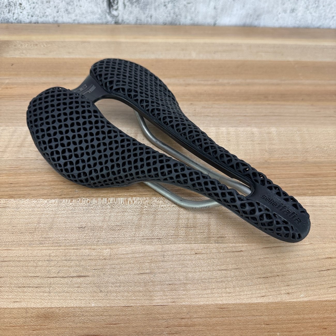Selle Italia SLR Boost 3D Superflow 145mm 7x7mm Titanium Rails Bike Saddle 213g