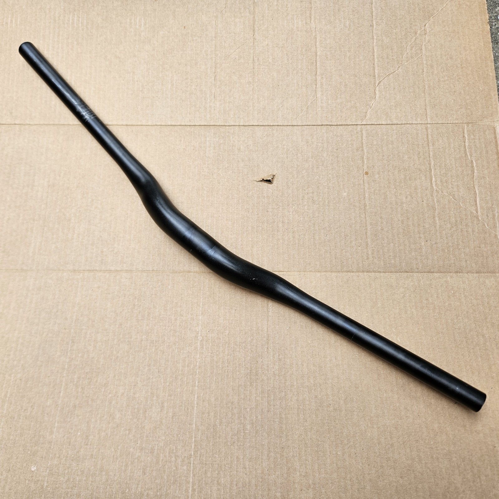 Mongoose Aluminum Mountain Bike Riser Bars Handlebars 31.8mm x 685mm Black