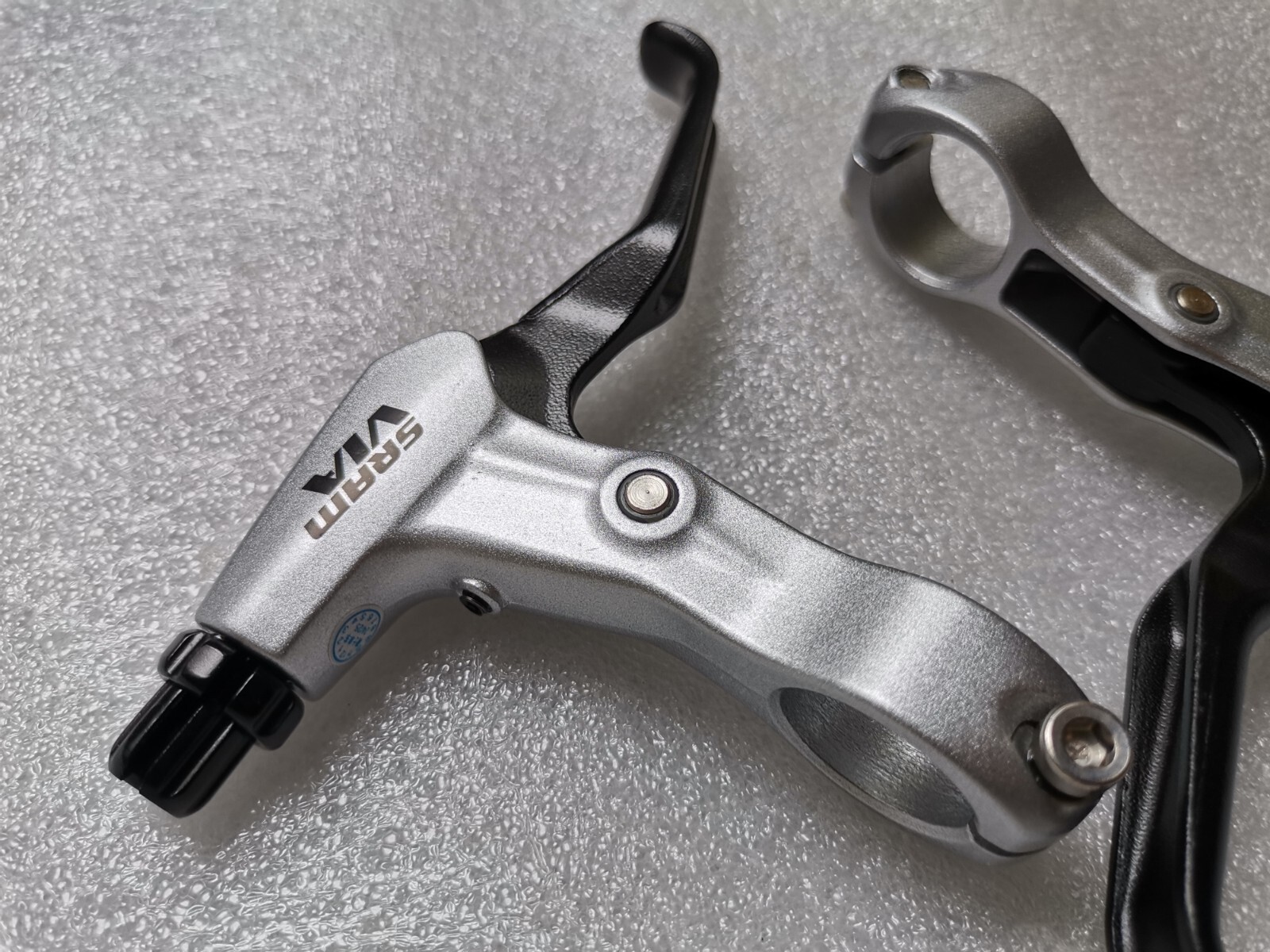 VINTAGE SRAM VIA V BRAKE LEVERS MTB CITY TOURING BIKE PAIR 22.2MM CLAMP