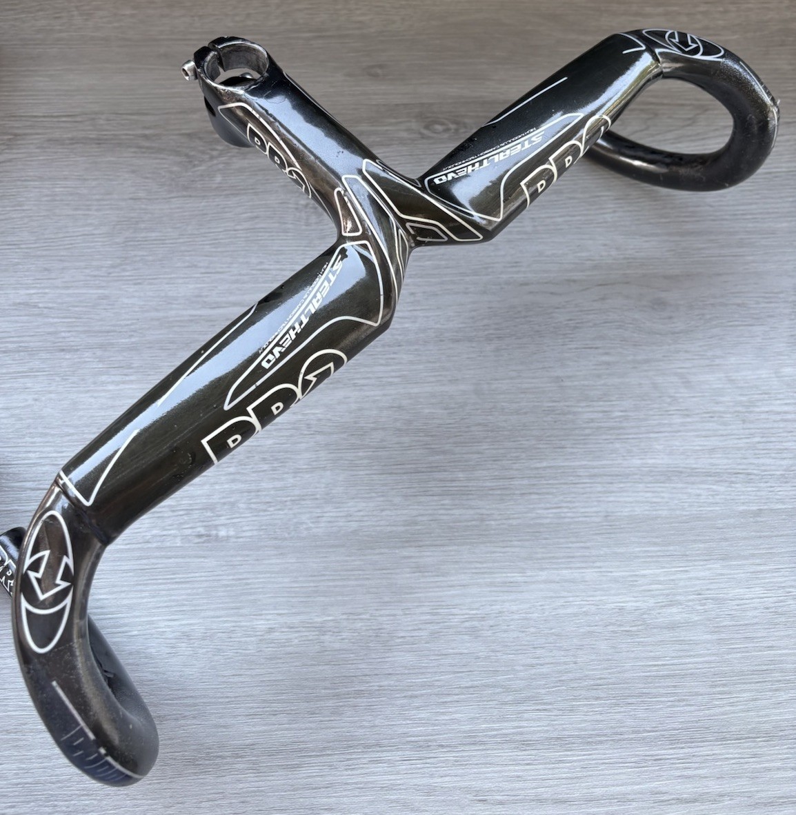 PRO Stealth Evo Carbon Drop Bar 44 cm C To C And Stem 110 mm 1 1/8 In. 410 Grams