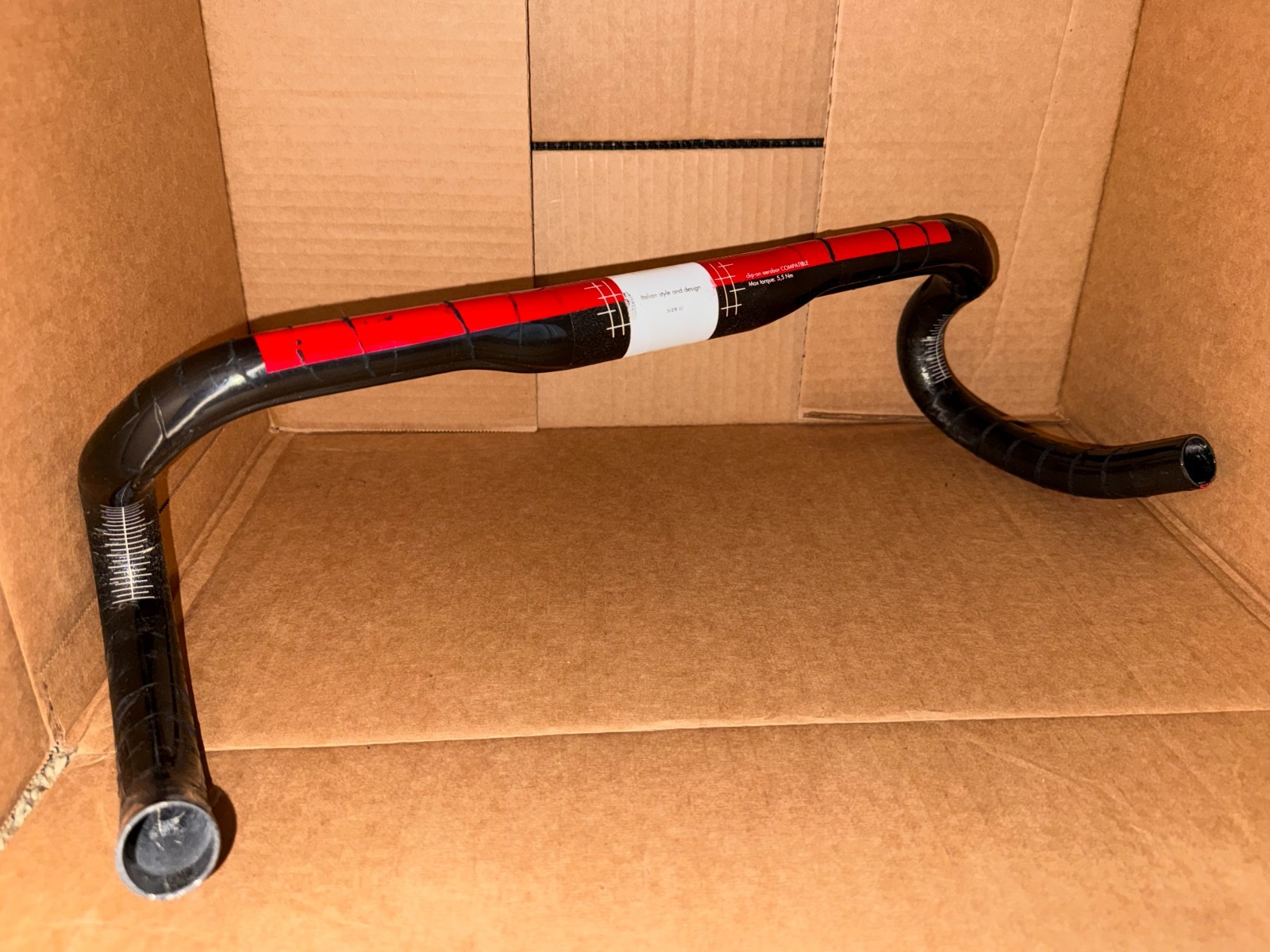 3T ErgoNova Team Carbon Road Bike Drop Handlebars 31.8 x 42cm