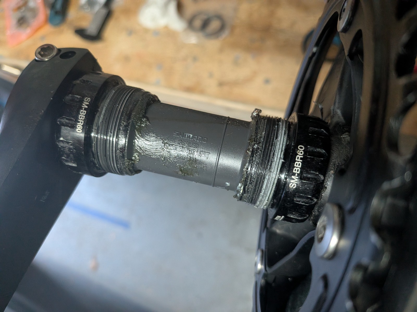 Shimano 105 FC-R7000 11 Speed Crankset 172.5mm 52/36t + Ultegra bottom Bracket