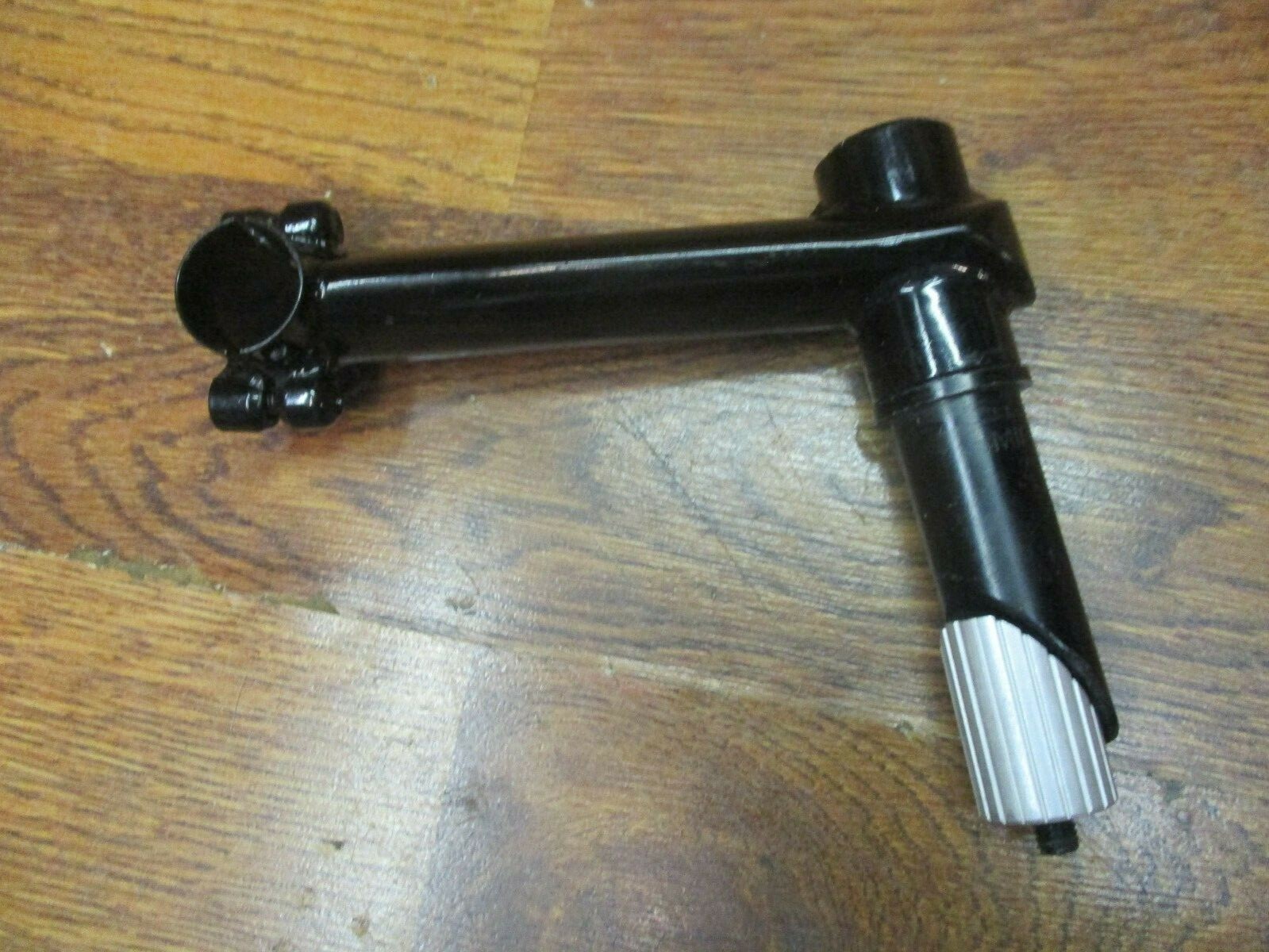 NOS VINTAGE GT 1 1/8″ x 130 x 25.4 STEEL FLIP FLOP QUILL STEM – BLACK