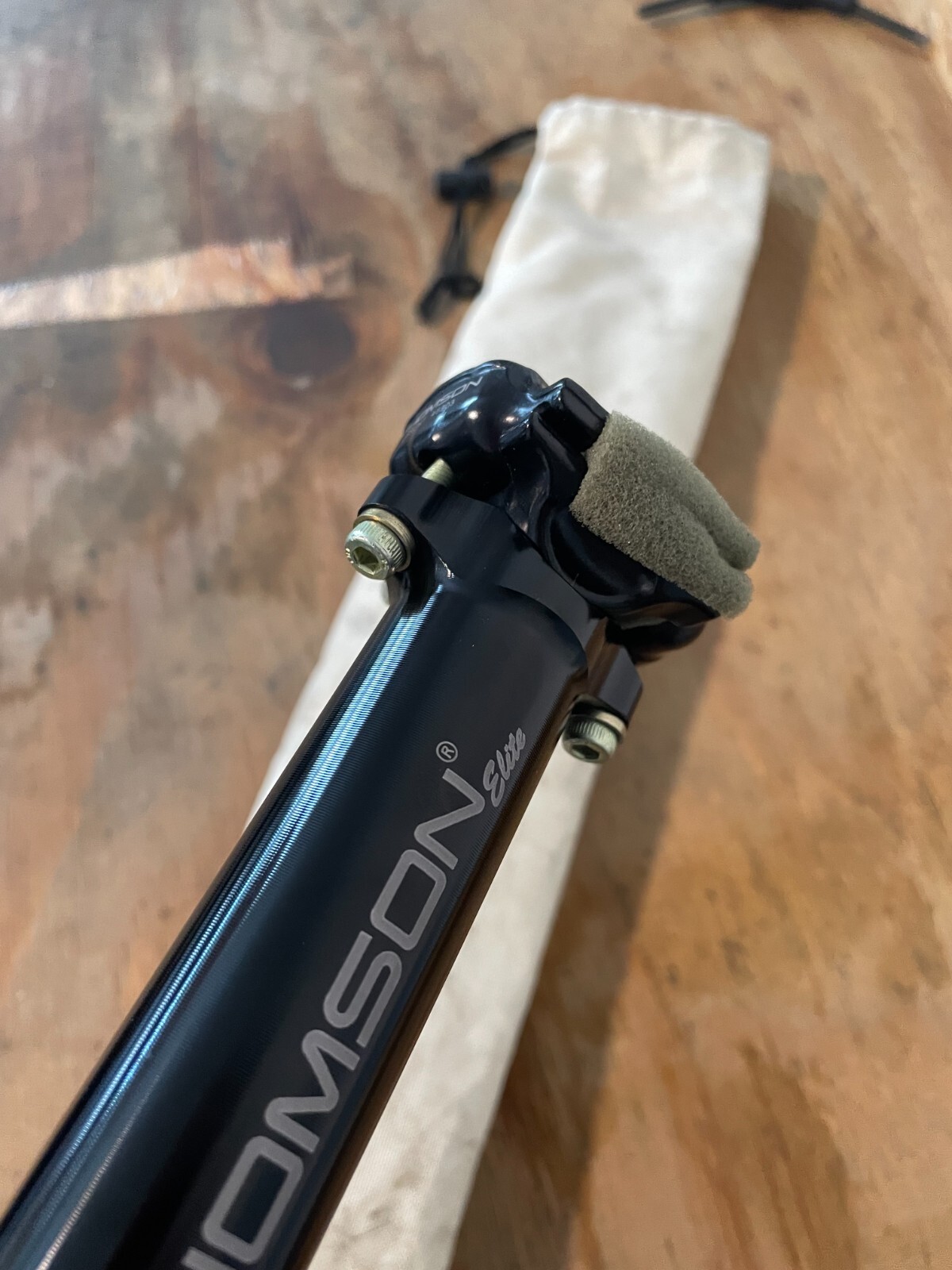 Thomson Elite Seatpost 30.8mm 410mm 2-Bolt Black Aluminum 0mm Setback