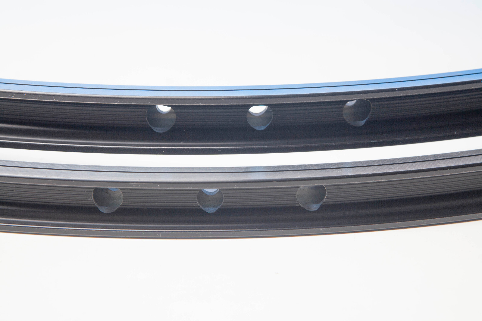 2X DRC ST 18 32H NOS Rims 475 Gr. Machined Edges