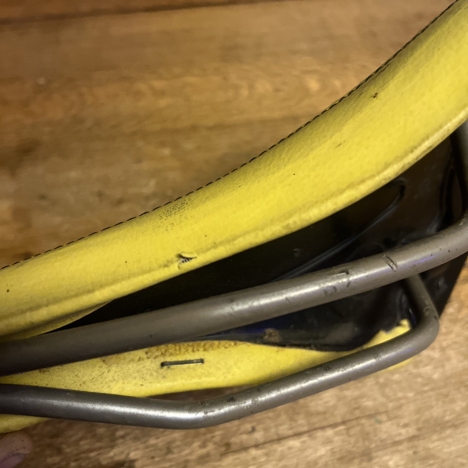 Vintage Selle Italia XO Black And Yellow Saddle 268 mm Length 138 mm Wide Italy