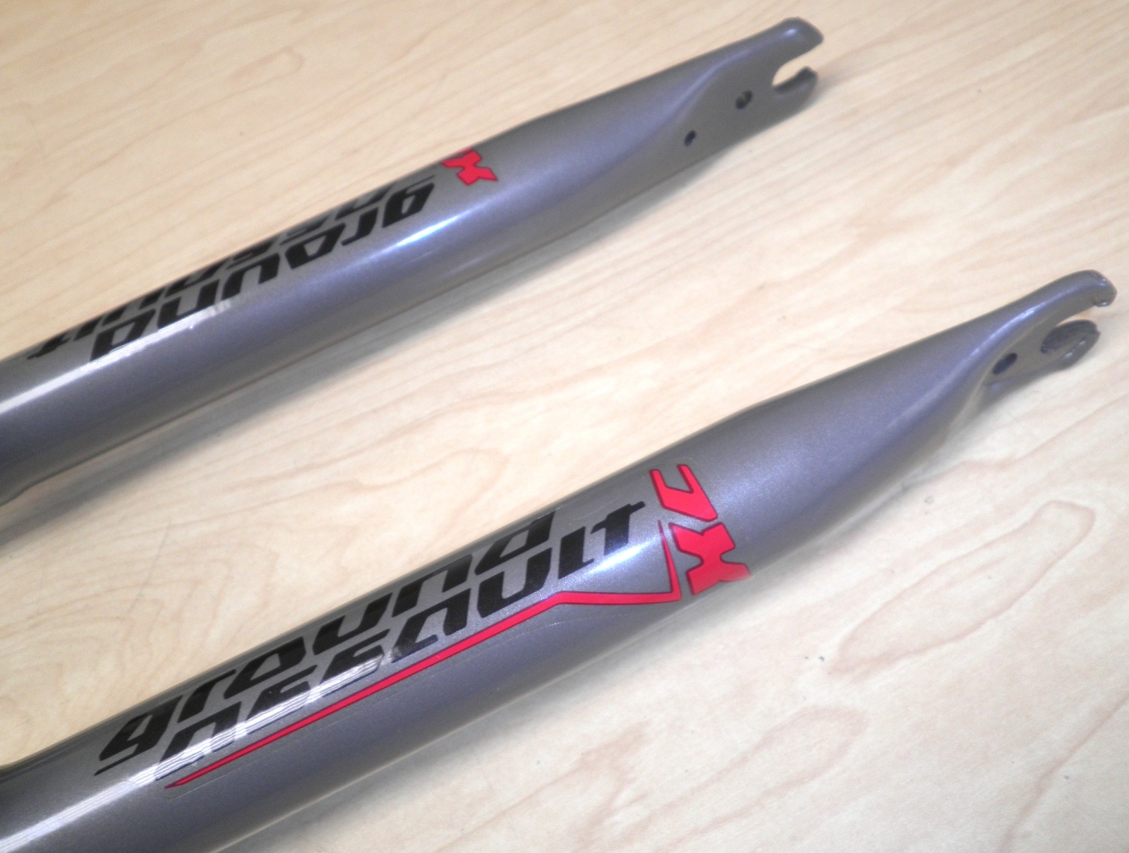 GROUND ASSAULT 26″ GRAY/BLACK BICYCLE SUSPENSION FORK BIKE PARTS 630-1