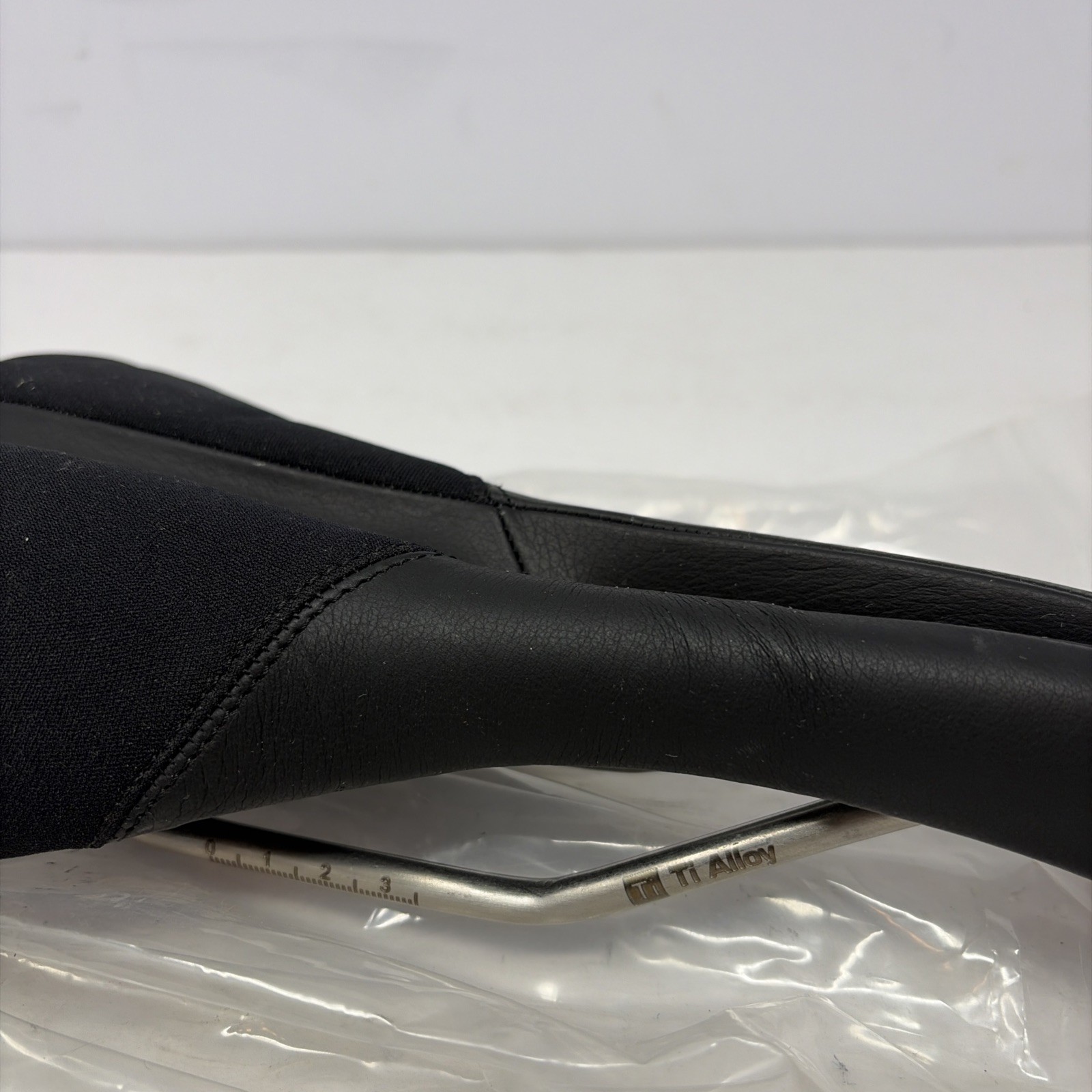 Koobi PRS Century Men’s Bicycle Saddle Seat Ti Alloy Rail – Cycle – Bike Seat