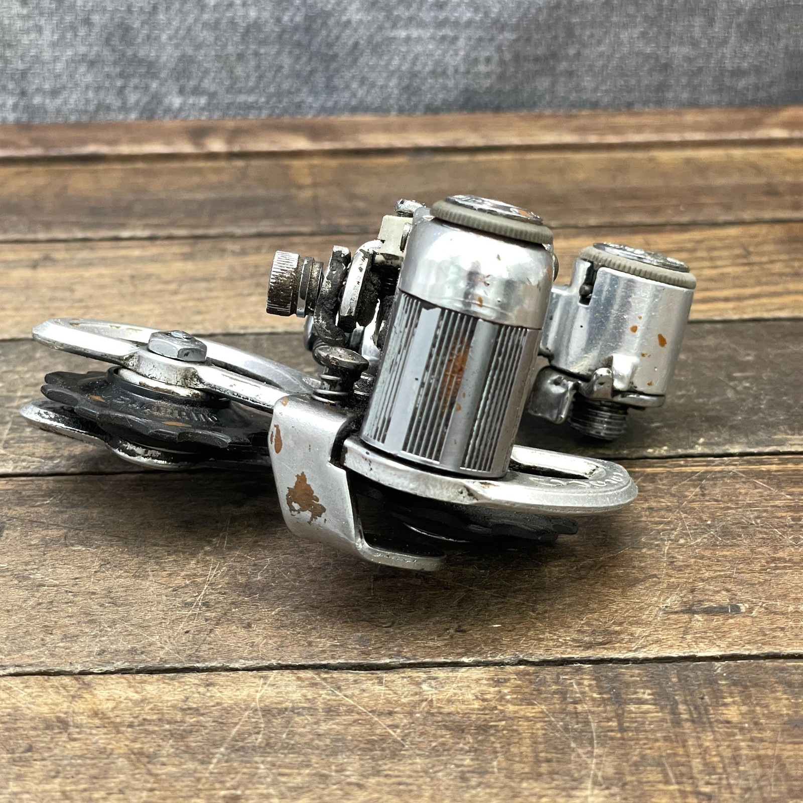 Vintage Shimano 600 Arabesque Rear Derailleur Short Cage Bolt-On Road 190g Japan