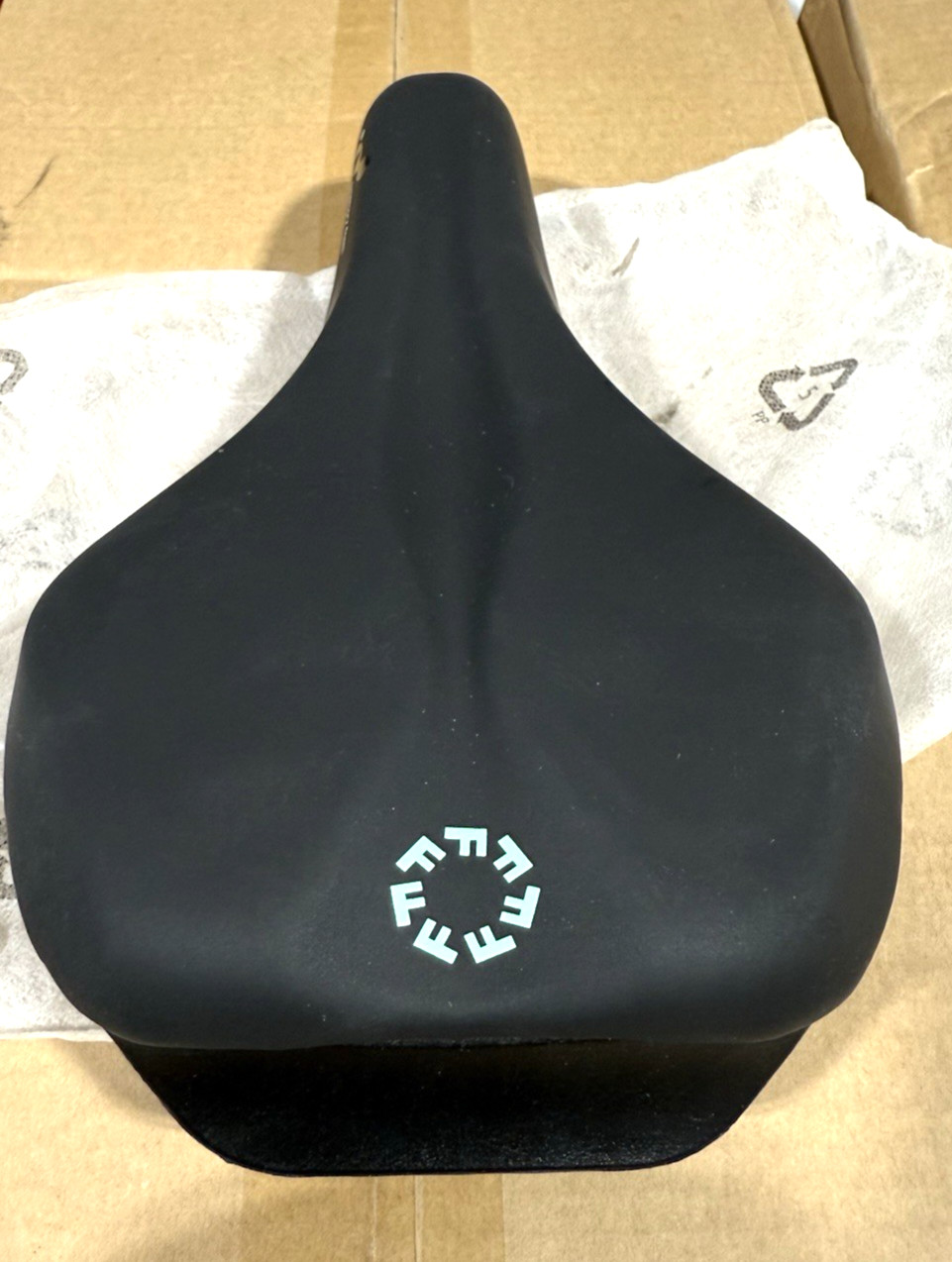 DDK Bike Saddle Seat MEMORY FOAM Comfort Plus 274 X 162 MM LOGO (NEW GENERATION)