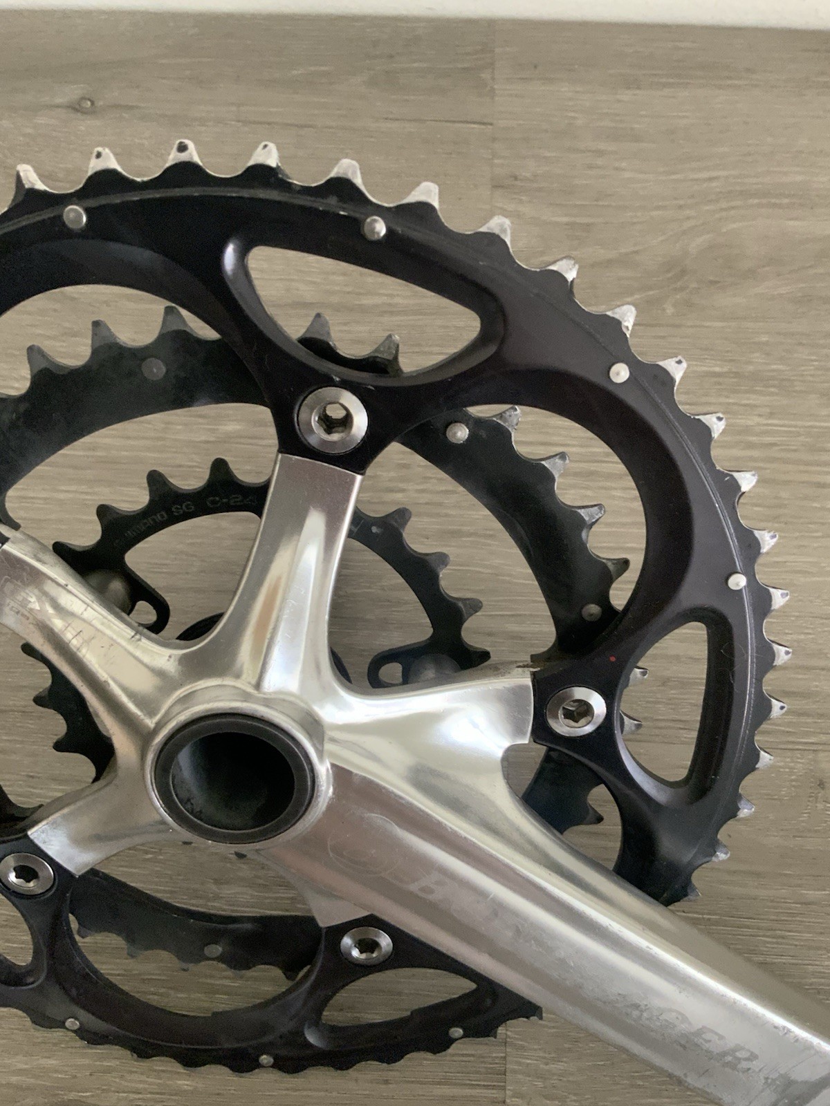 BONTRAGER CRANKSET TRIPLE 24-39-52 TOOTH 10 OR 9 SPEED 170 MM ARMS GXP