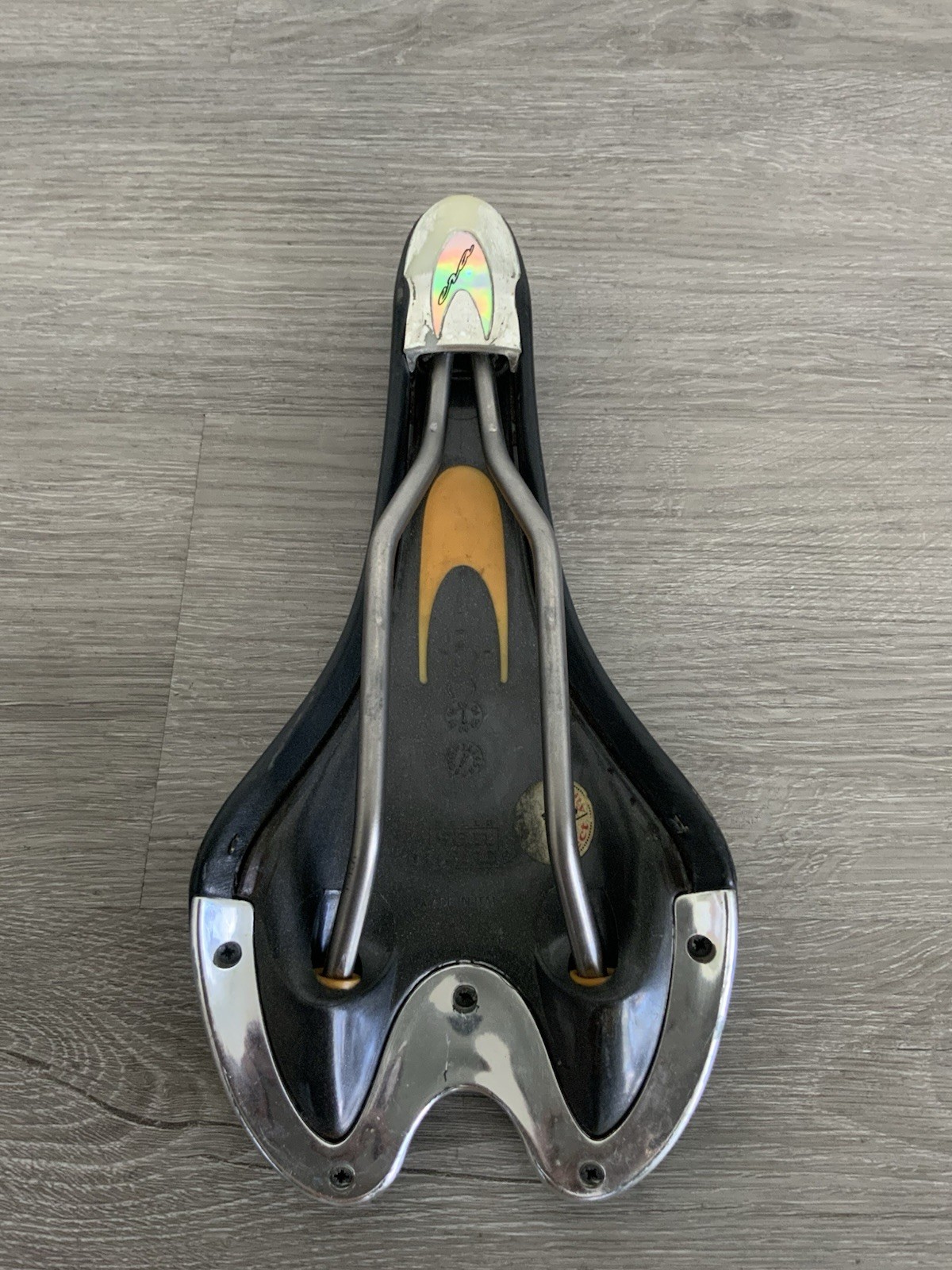 SELLE SAN MARCO SADDLE 238 GRAMS TITANIUM STAYS 125 MM X 278 MM EMBROIDERED