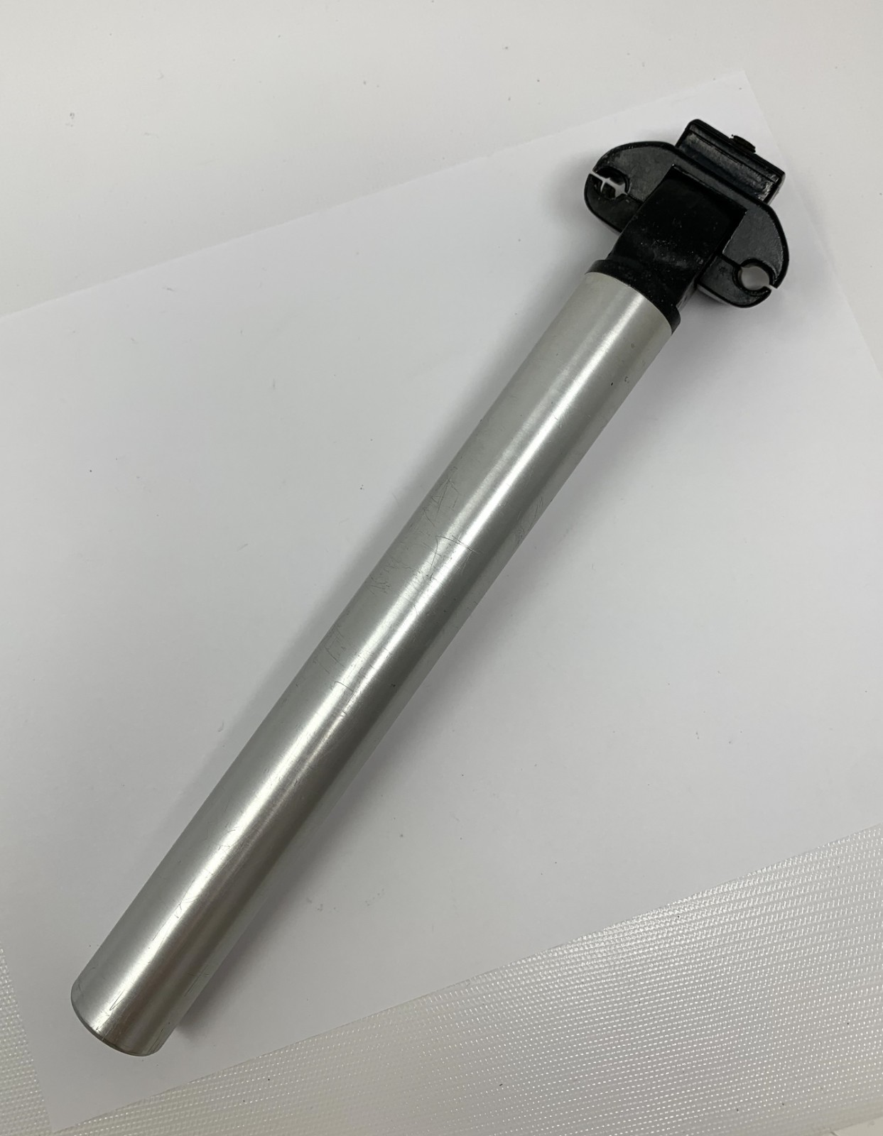 Vintage Strong Japan Seat Post – 27.2 x 250mm