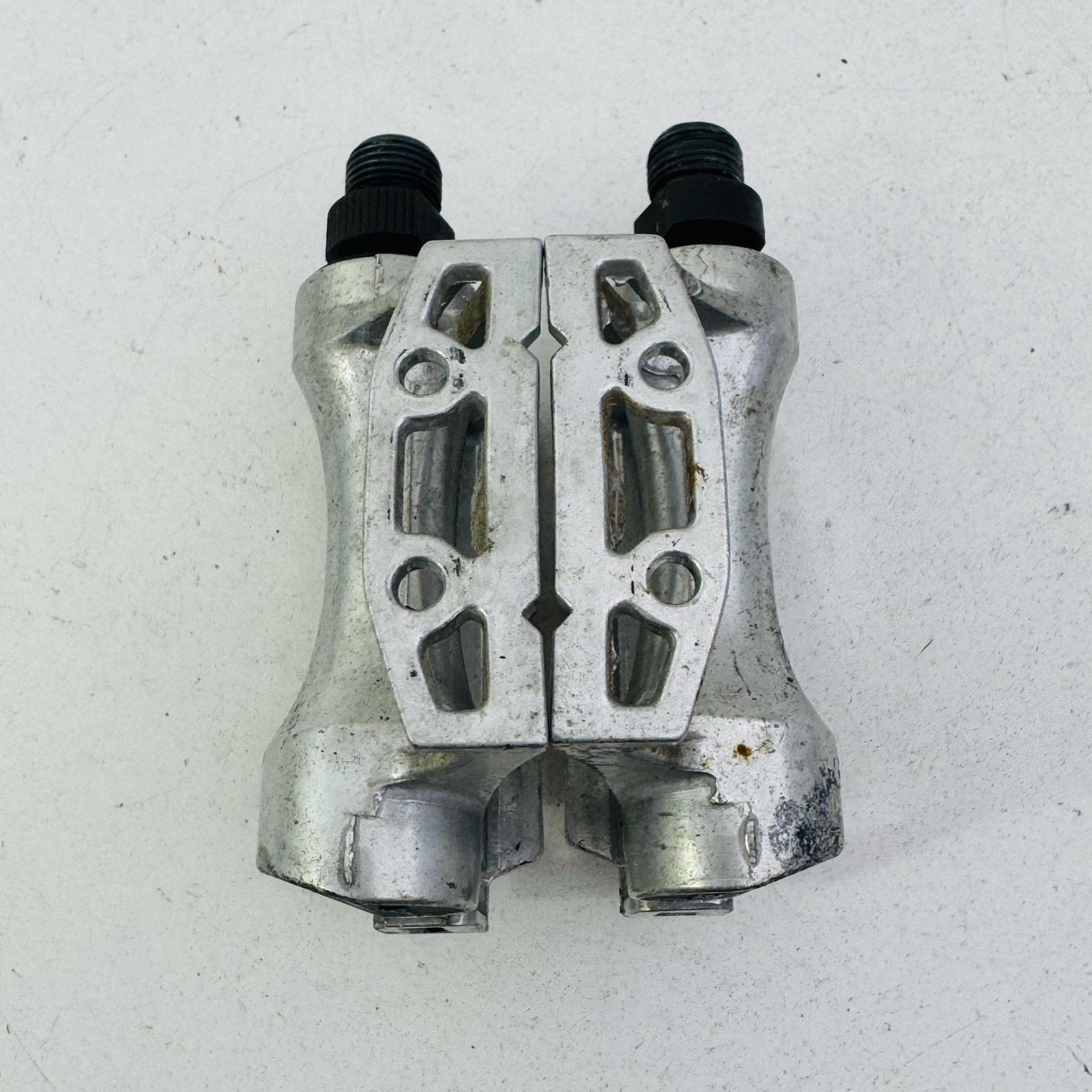 Vintage MKS AR-8 Platform Bike Pedals 9/16 In Silver Alloy Reflectors Japan A42