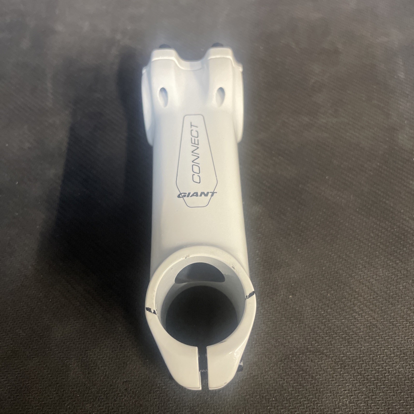GIANT CONNECT 1 1/8″ 100MM LONG +/-8 DEGREE THREADLESS STEM WHITE 31.8MM
