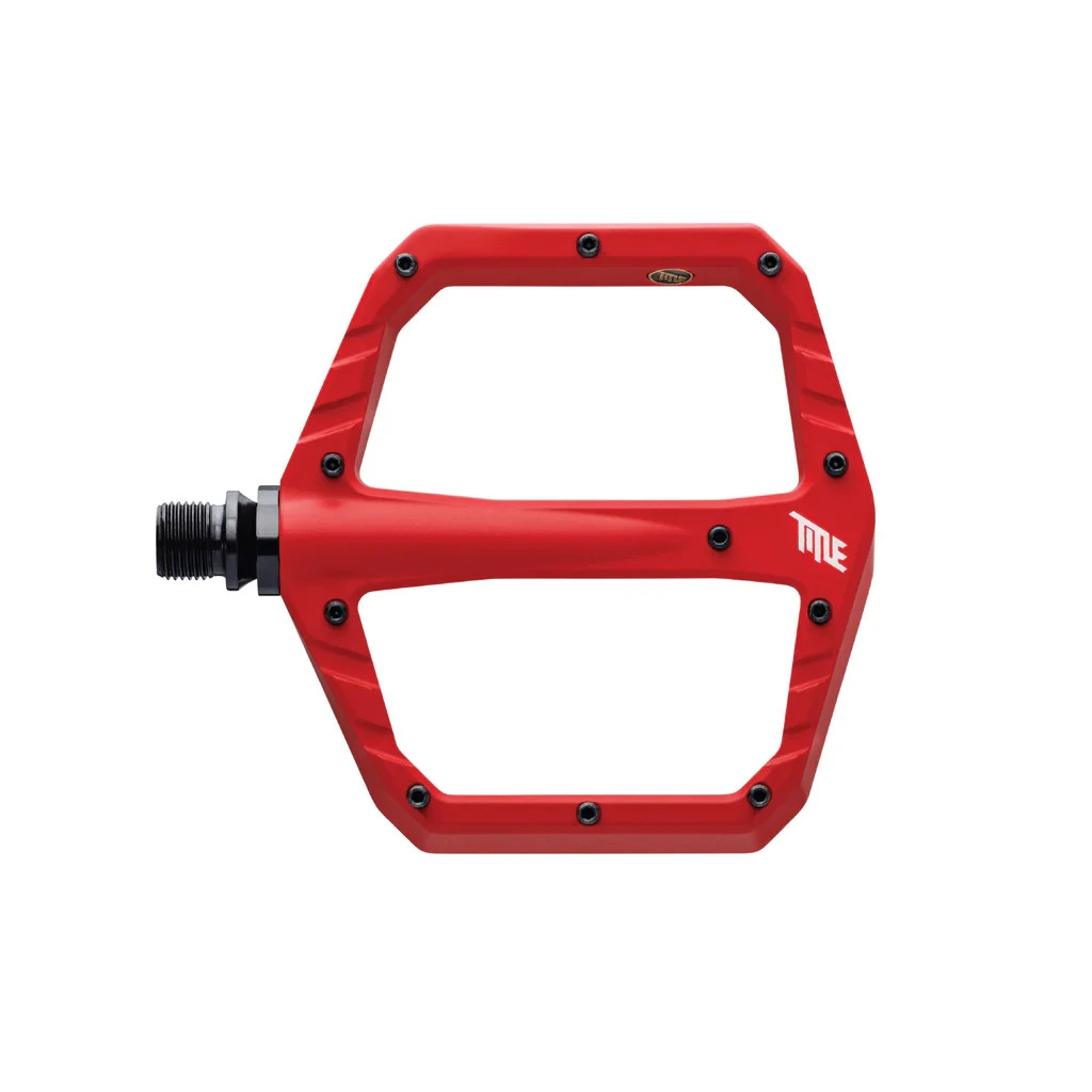 Title Connect Pedals, Forged 6061-T6 CNC 14mm Concave Flat Platform
