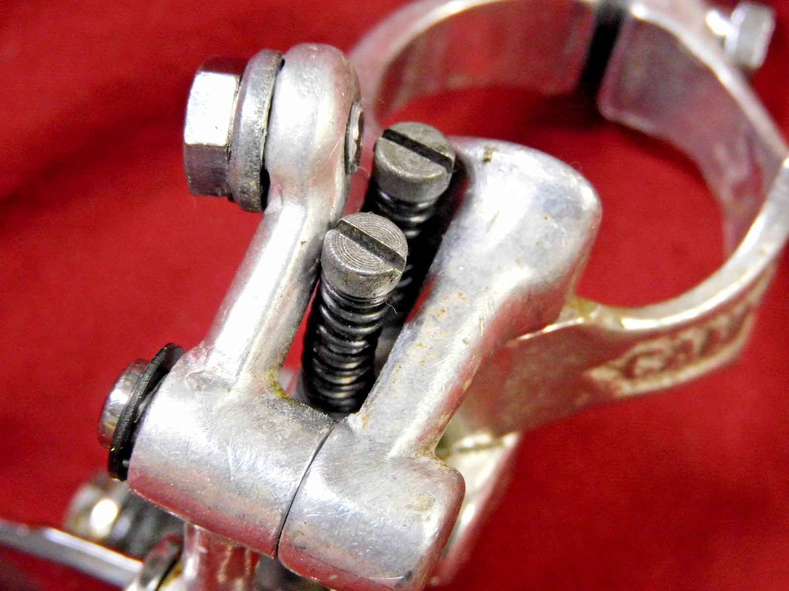 Mint Early 70’s Campagnolo Nuovo Record 1052 Front Derailleur 28.6 mm Clamp-on