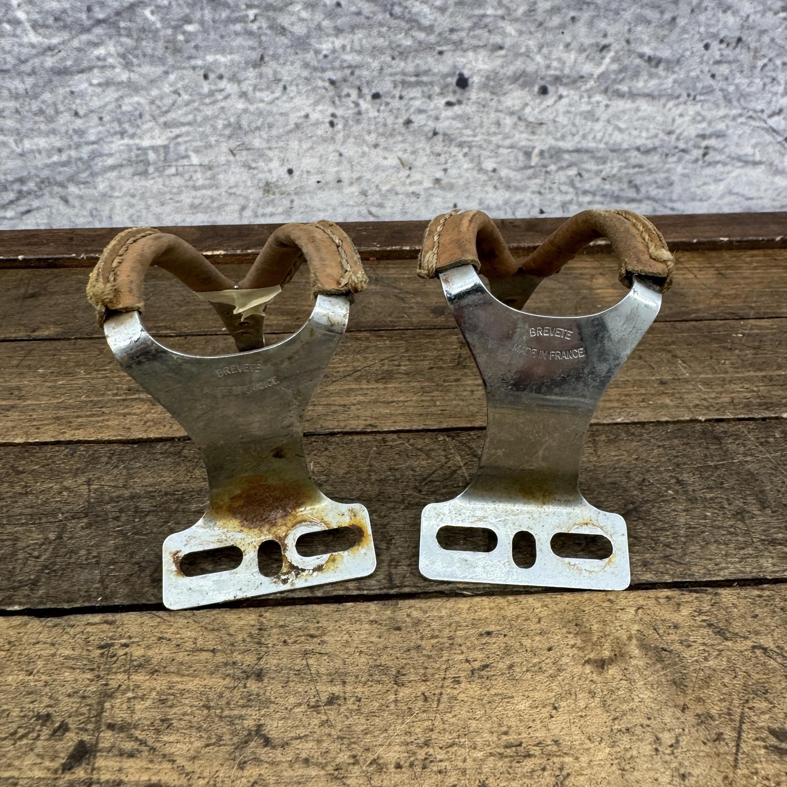 Vintage Toe Clips Medium M Silver Steel Leather Pair Road Track Bike France 70g