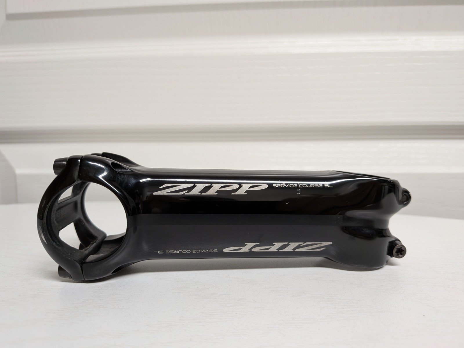Zipp Service Course SL Stem 120mm 31.8mm Clamp +/- 9° 1 1/8″ Gloss Black