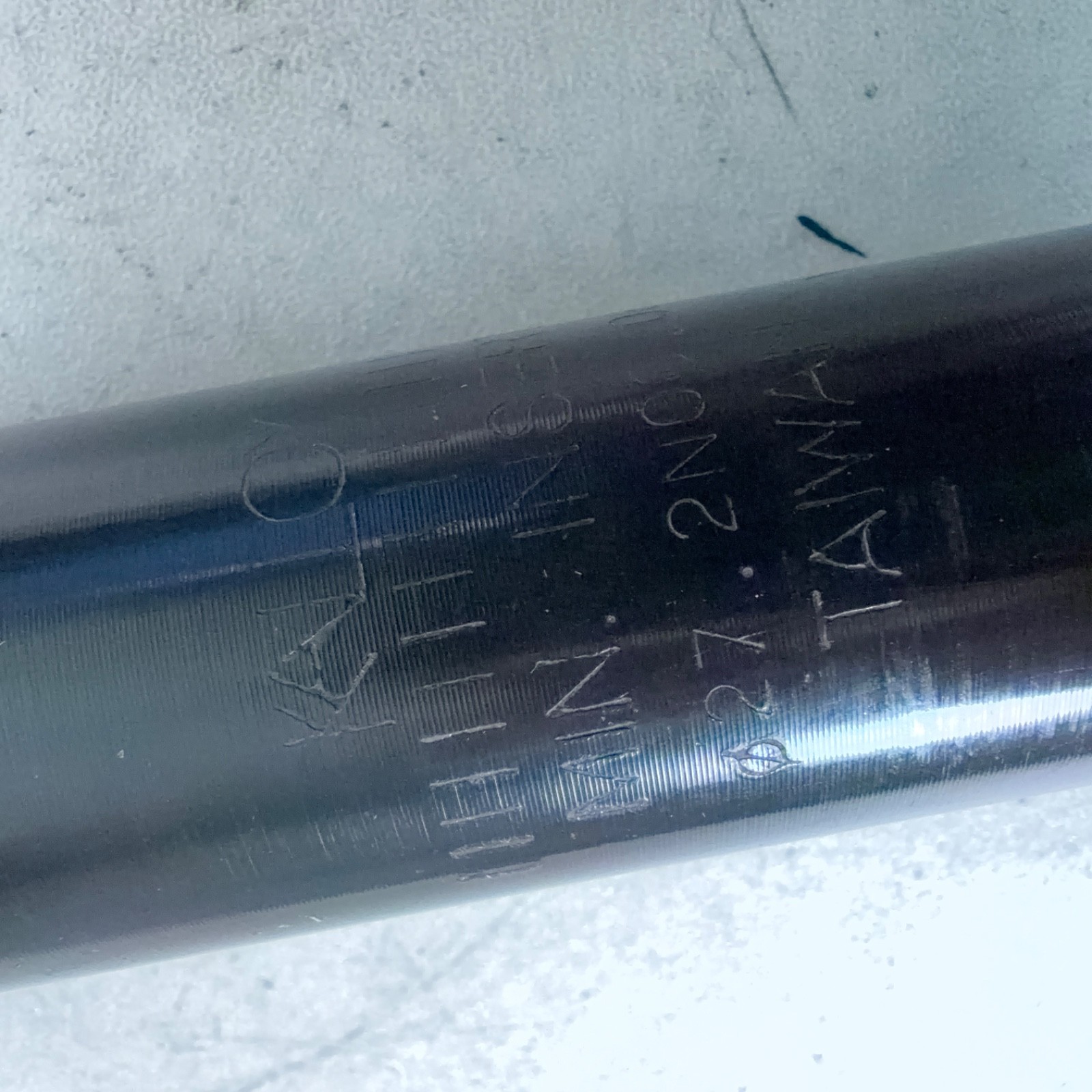 Kalloy Ø27.2/350mm Alloy Adjustable Seatpost 25mm Setback Black 330g