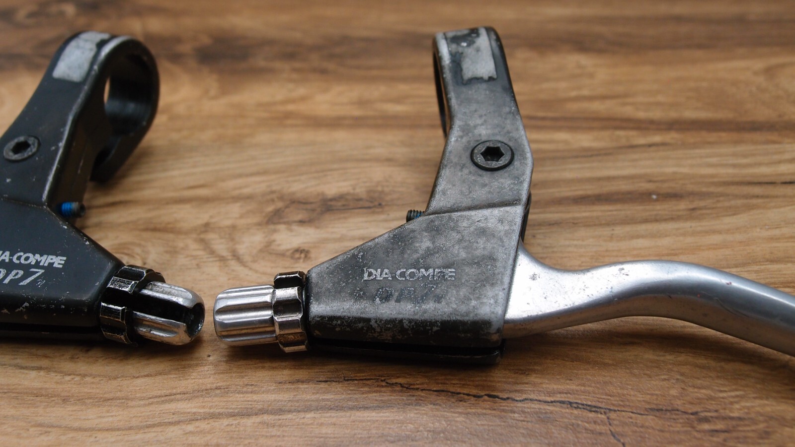 1990’s MTB brake levers Dia Compe DP7 made in Taiwan