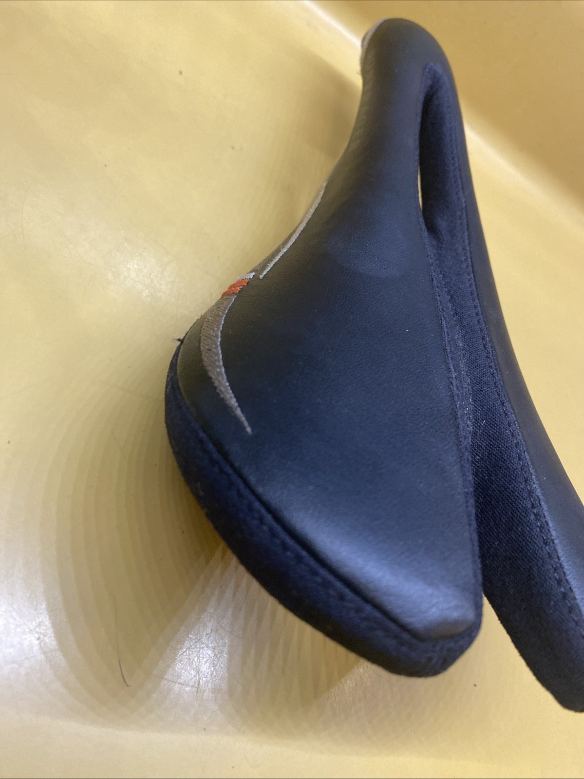 Black Bontrager 270mm x 130mm Titanium Rail Saddle
