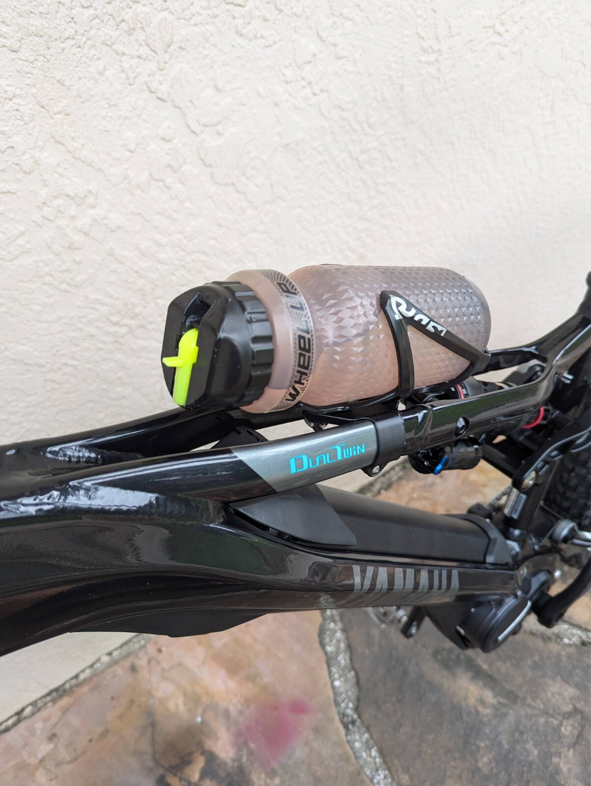 Yamaha YDX-Moro eMTB Water Bottle Holder Adapter Cage Mount Moro 07, 05, Pro, SE