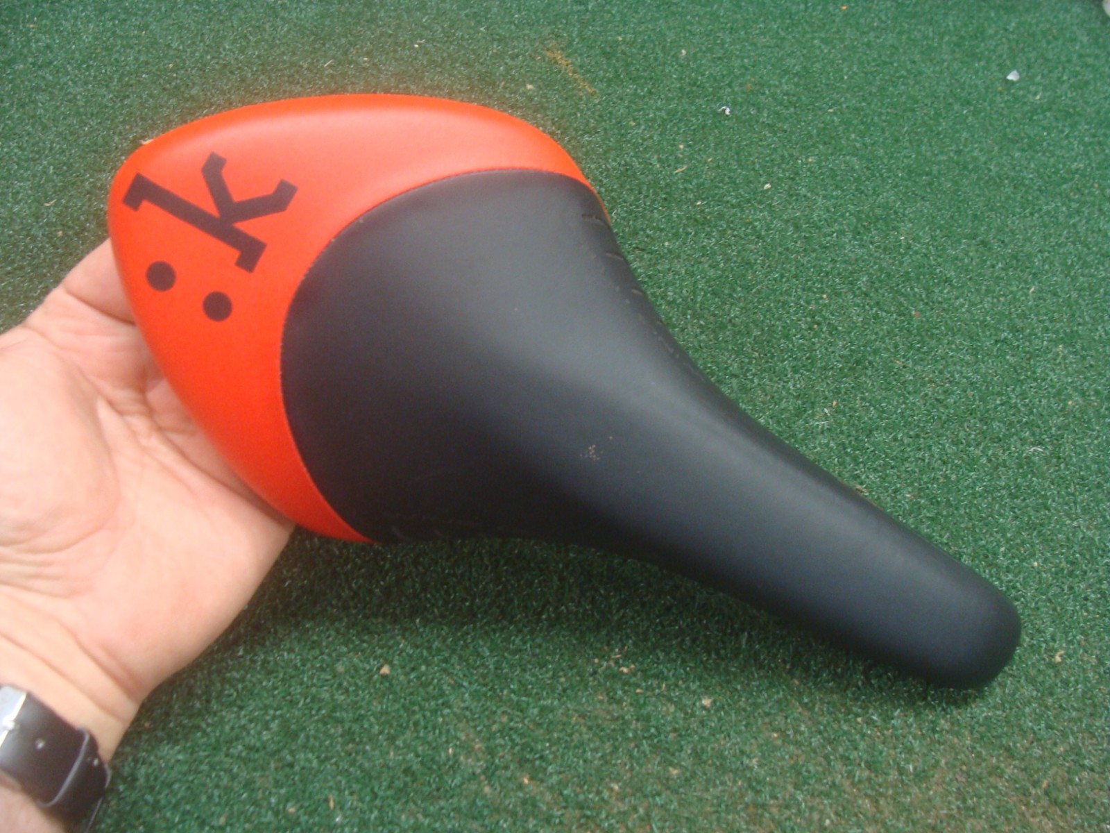 Fizik Arione Tri 2 Bike Saddle Seat red & black Italian – EXCELLENT