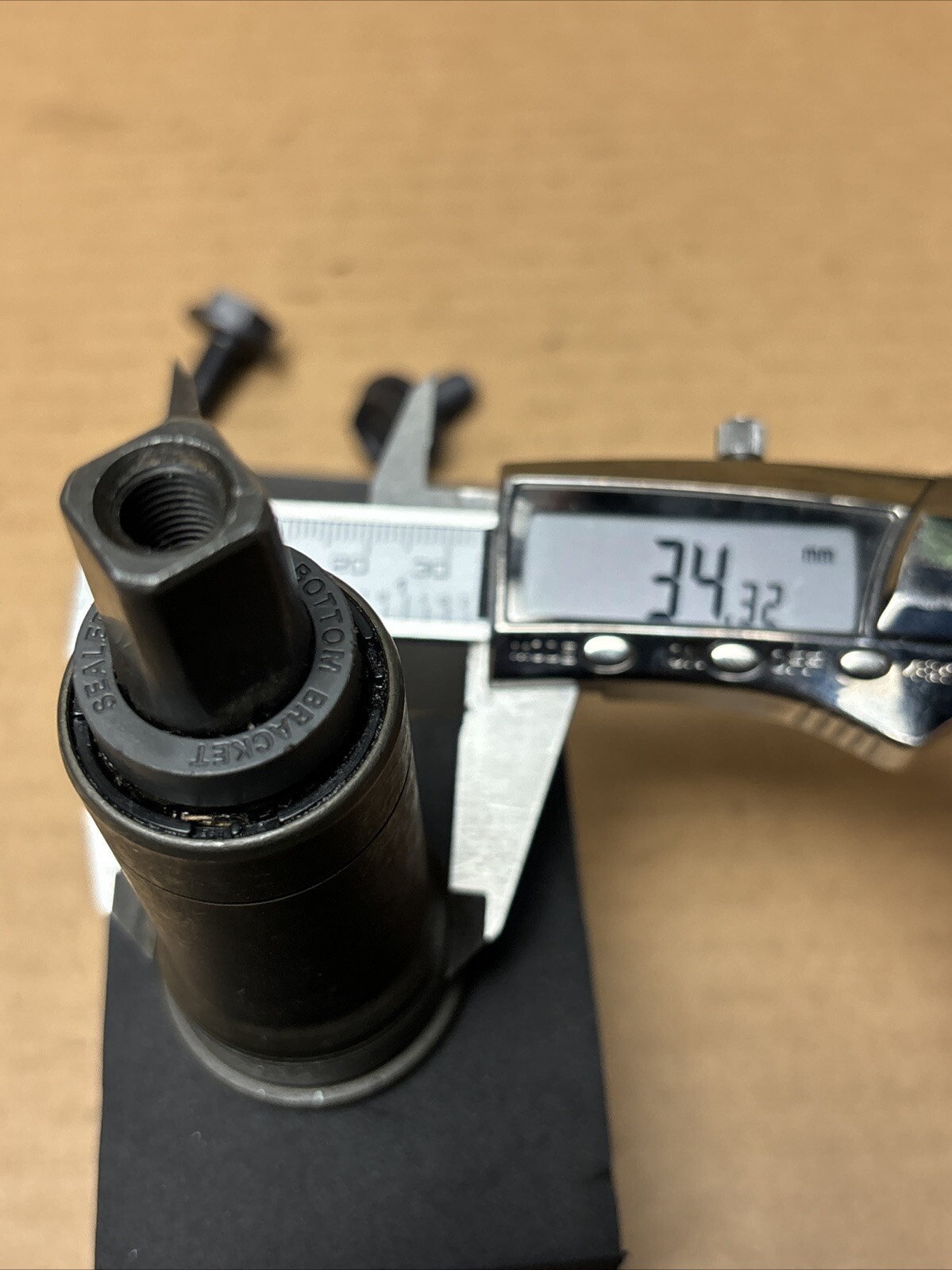NOS 90’s Shimano 73x 114mm BB-LP26 (Right Only) MTB Bottom Bracket Deore Japan
