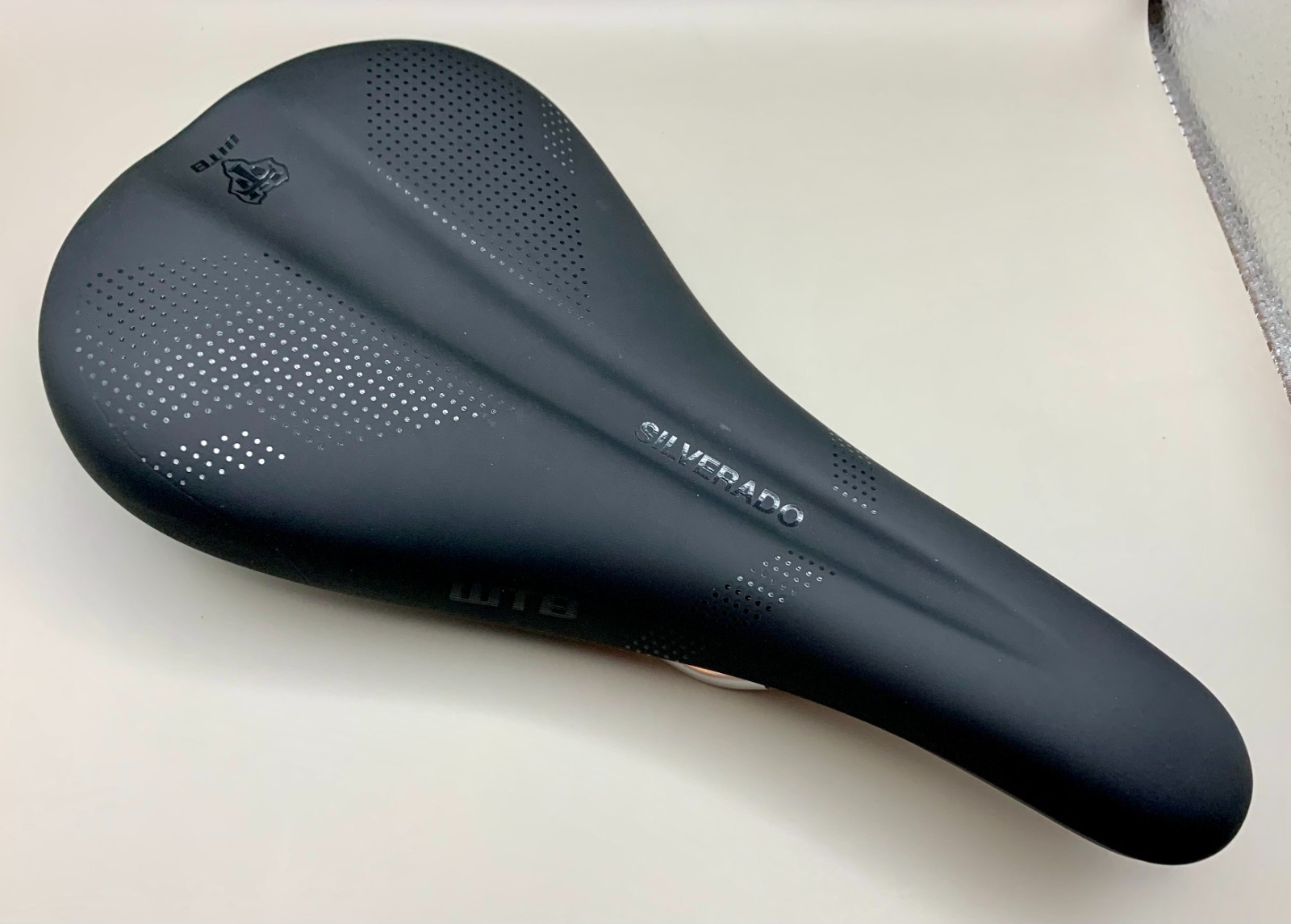 WTB Silverado Fusion CrMo 142 Bike Saddle New Take-Off