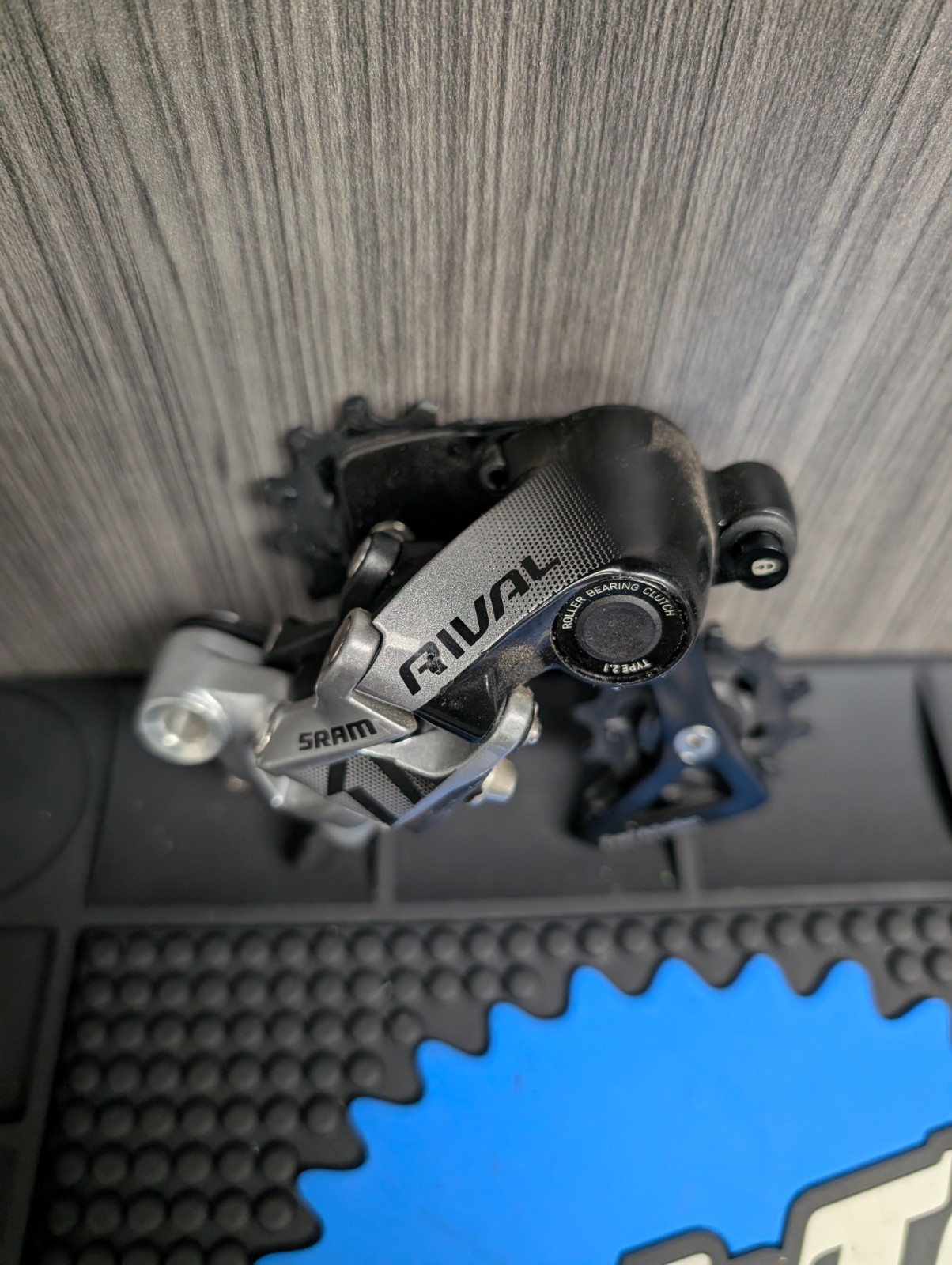 SRAM Rival 1 Type 2.1 Rear Derailleur 11-Speed Exact Actuation Medium Cage