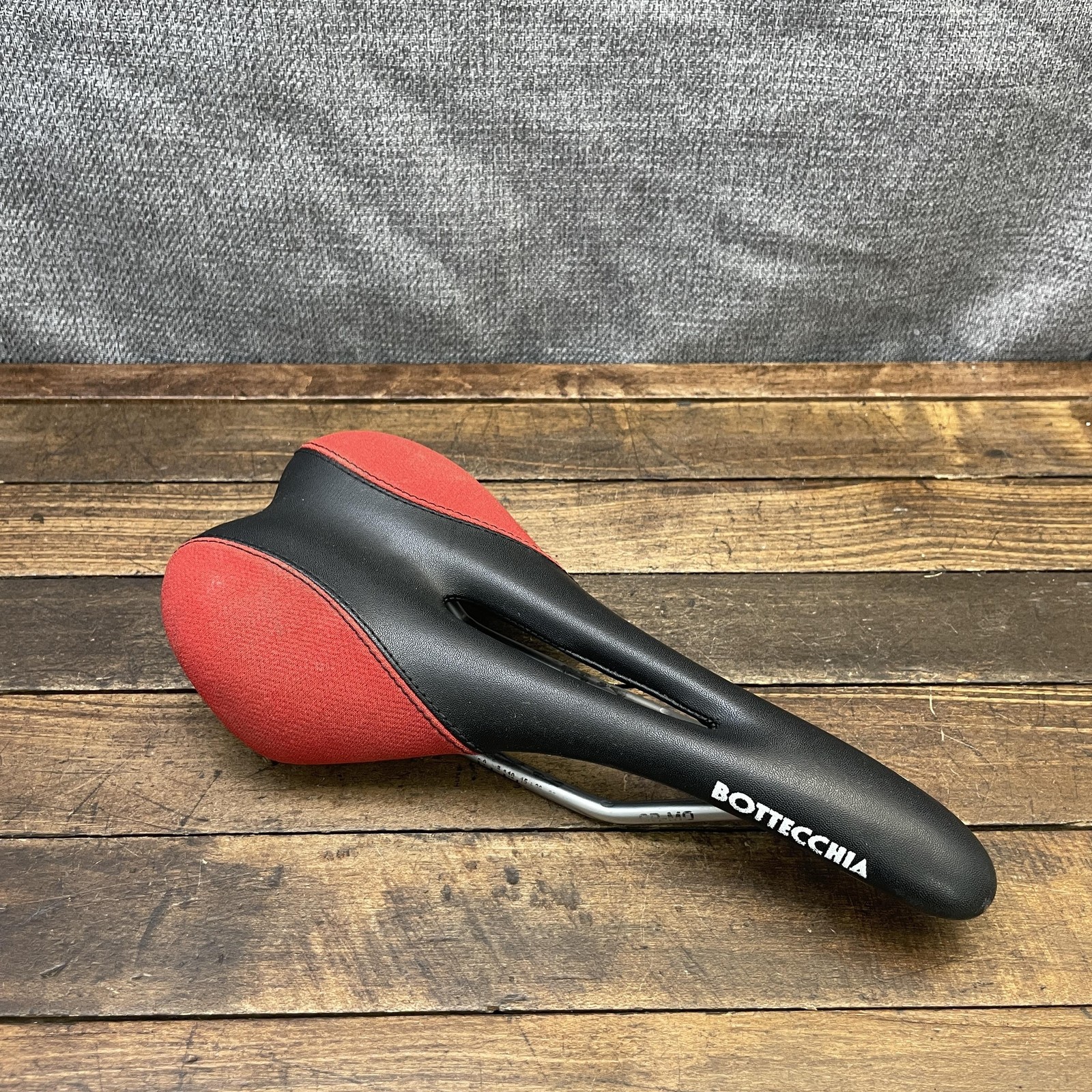 Vintage Bottecchia Seat Saddle Black Red Road Bike Cutout Road Bike CrMo Mens