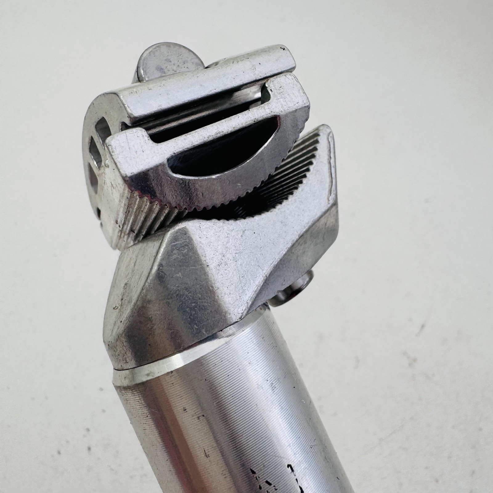 Promax 28.6mm Alloy Seatpost 360mm Silver Single Bolt Clamp MTB Road Bike A51