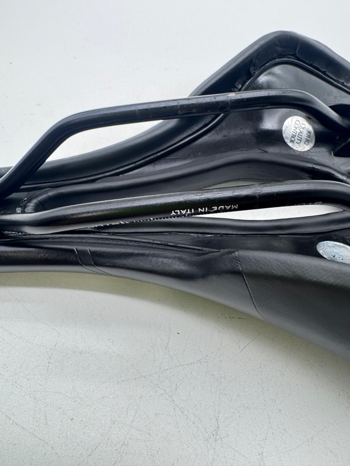 Selle Italia X3 Boost Cutaway Road Bike Saddle Black 7x7mm Rails 155mm